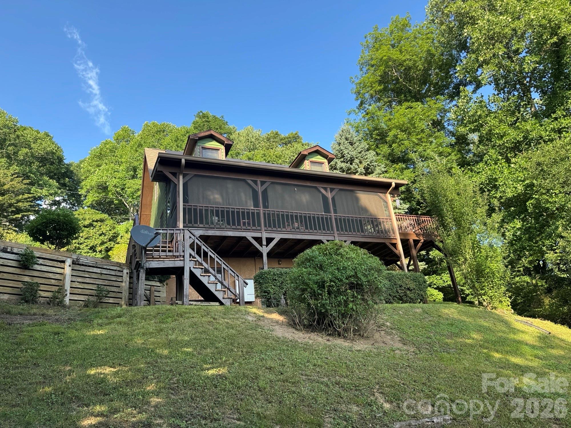 1347 Wipprecht Drive Property Photo 8