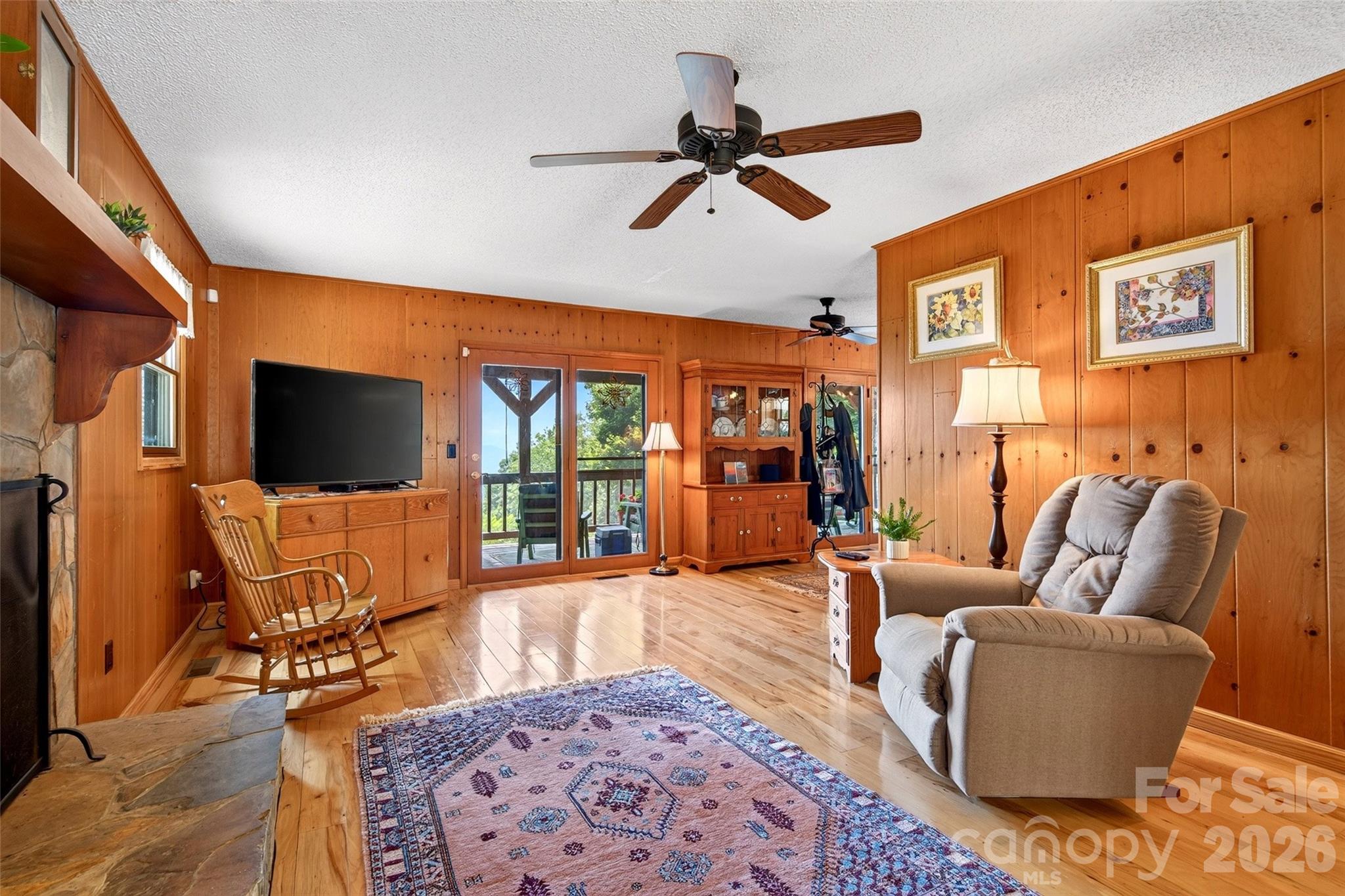 1347 Wipprecht Drive Property Photo 14