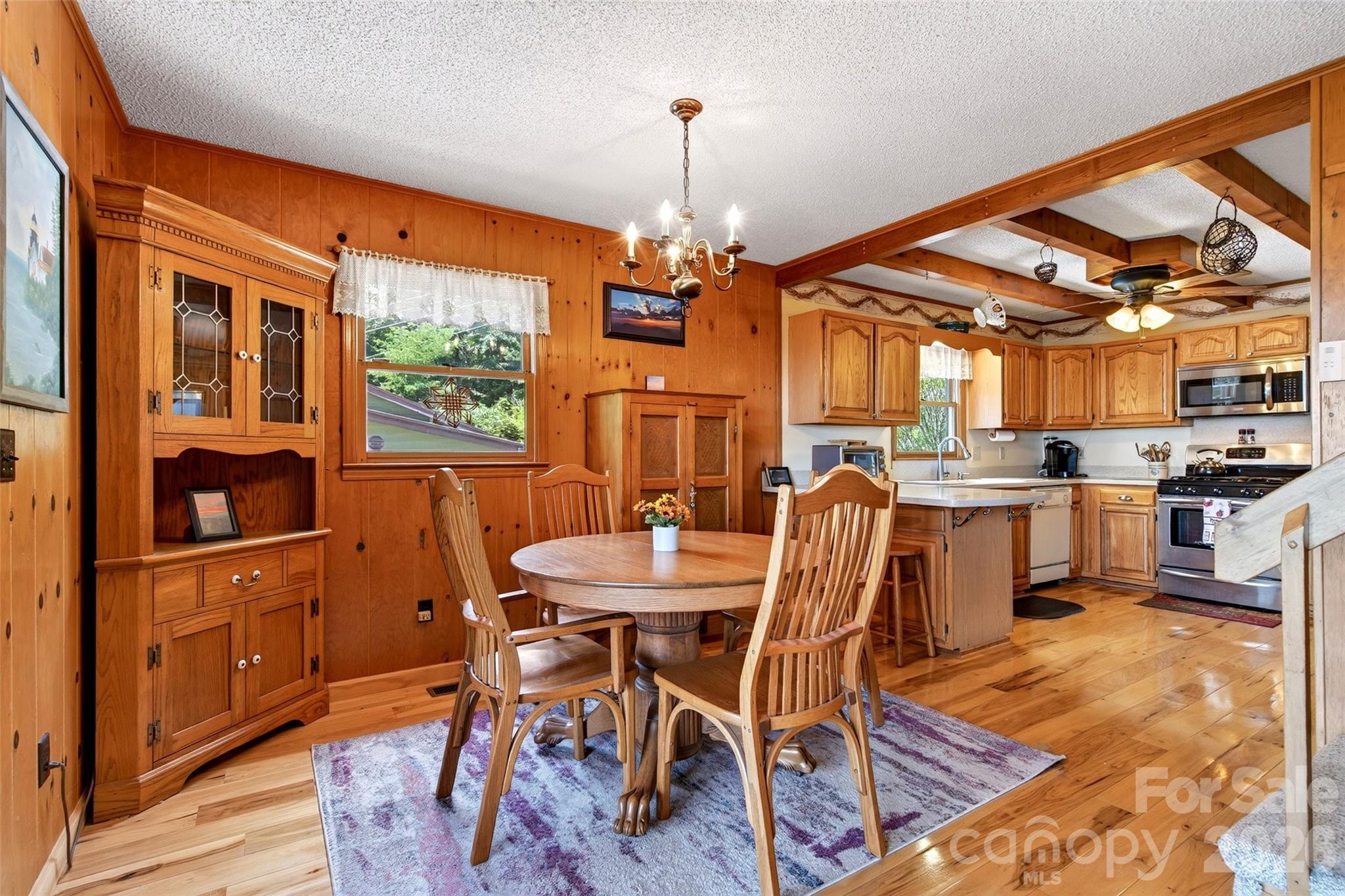 1347 Wipprecht Drive Property Photo 19
