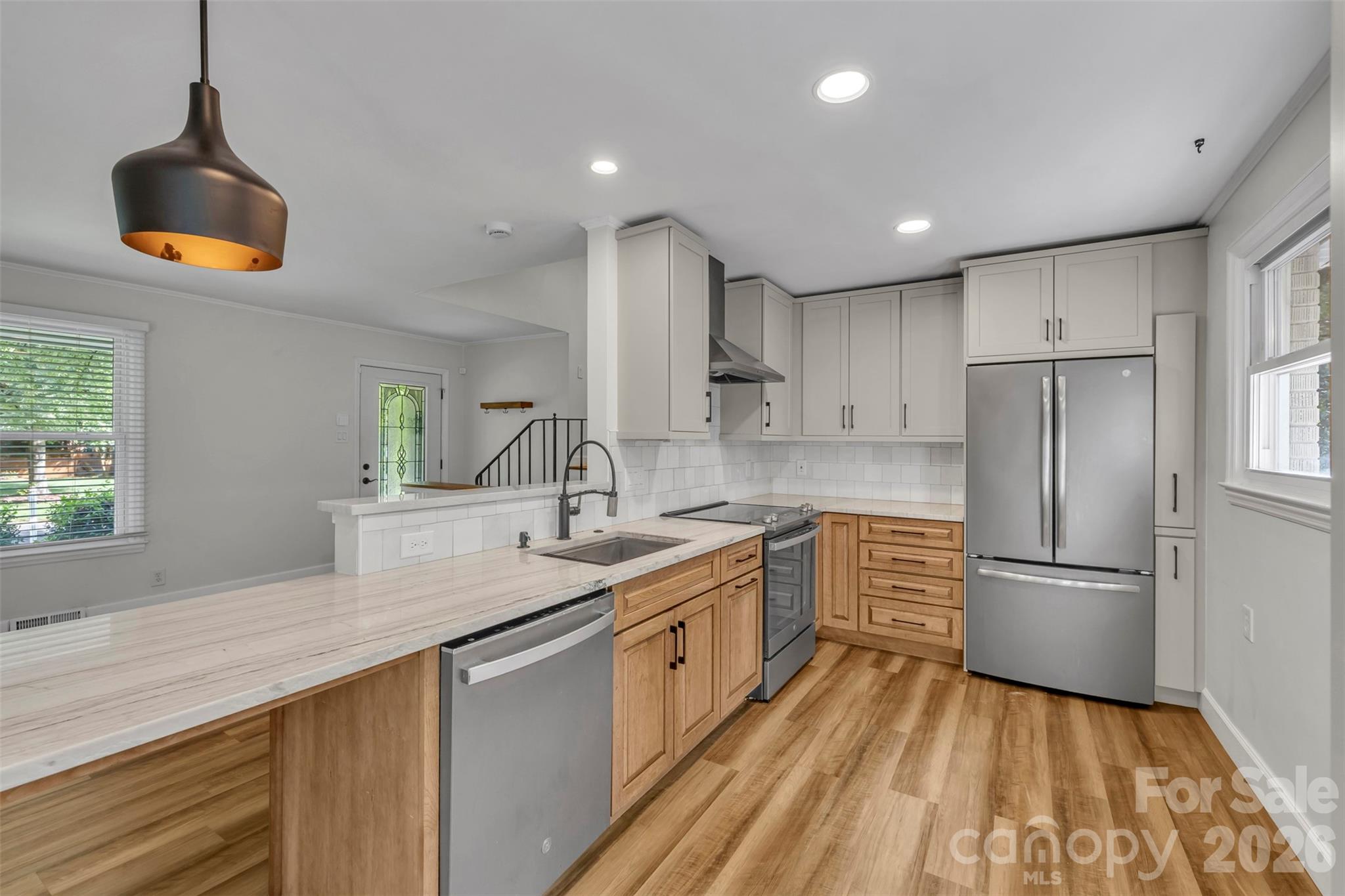 5312 Furman Place Property Photo 6
