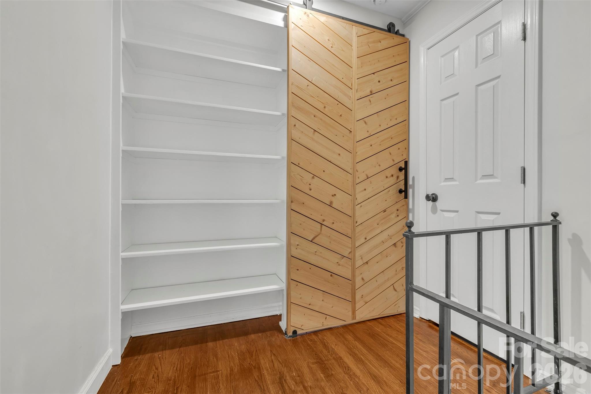 5312 Furman Place Property Photo 8