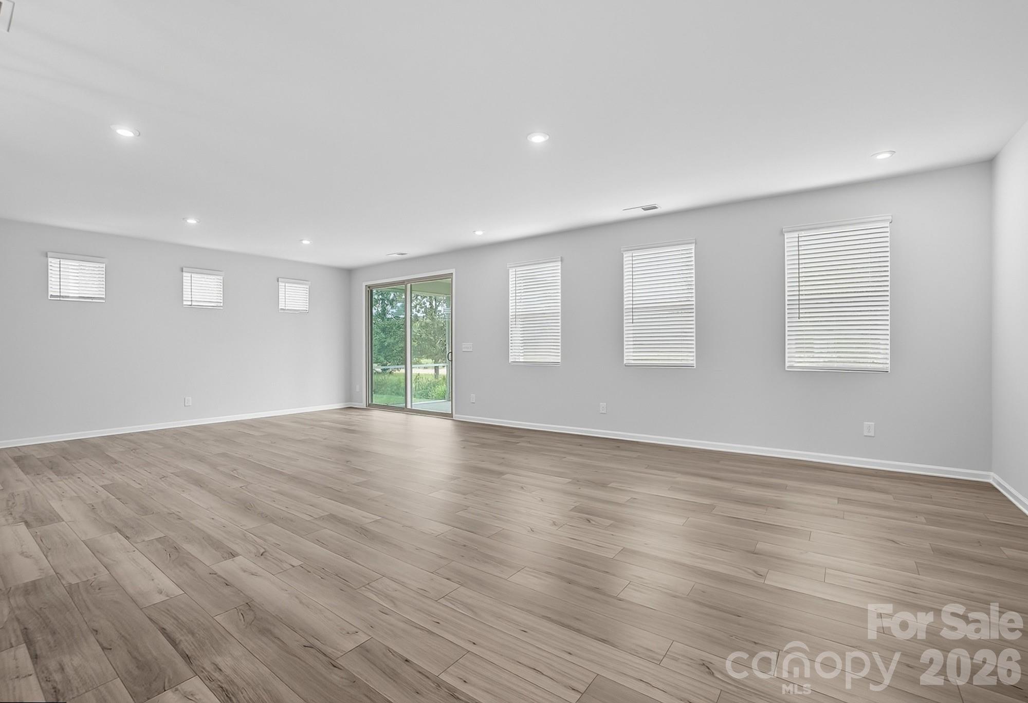 1330 Honey Trail Property Photo 12