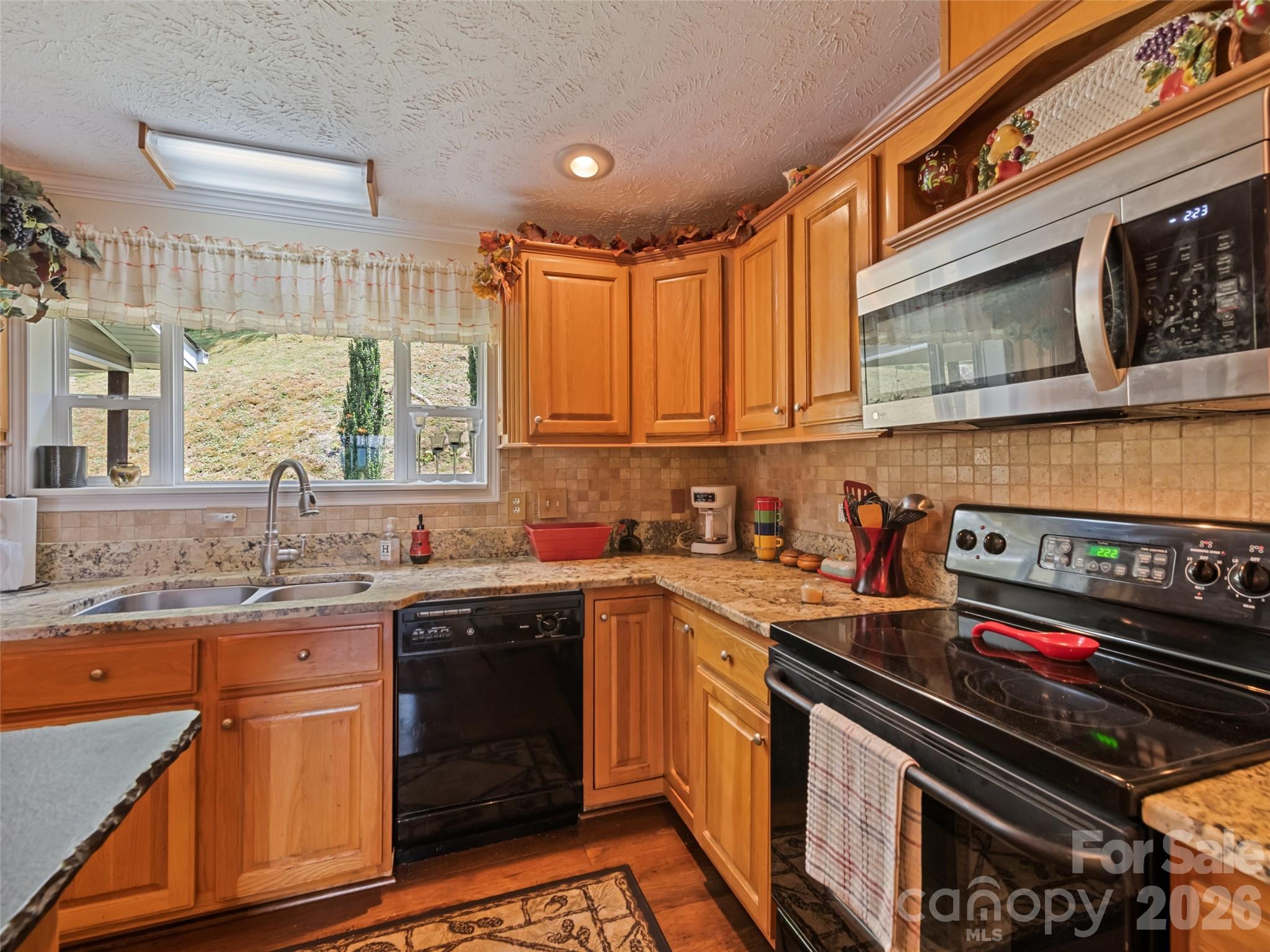 412 Gaddy Heights Property Photo 16