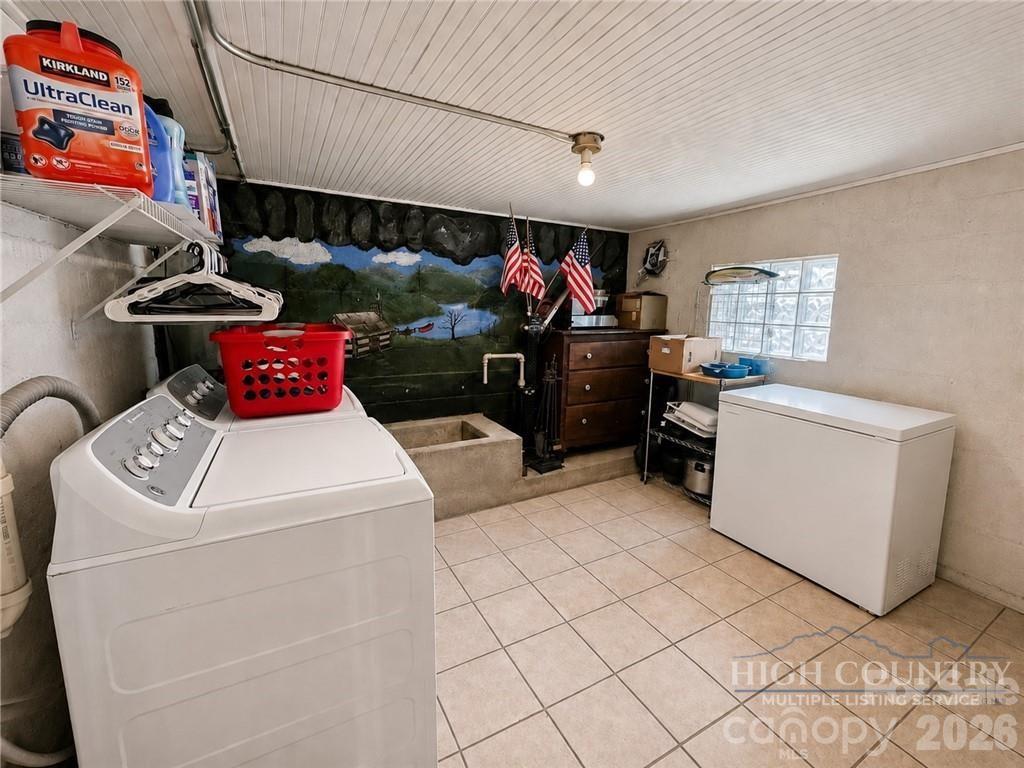 9216 Nc Highway 194 Highway Property Photo 17