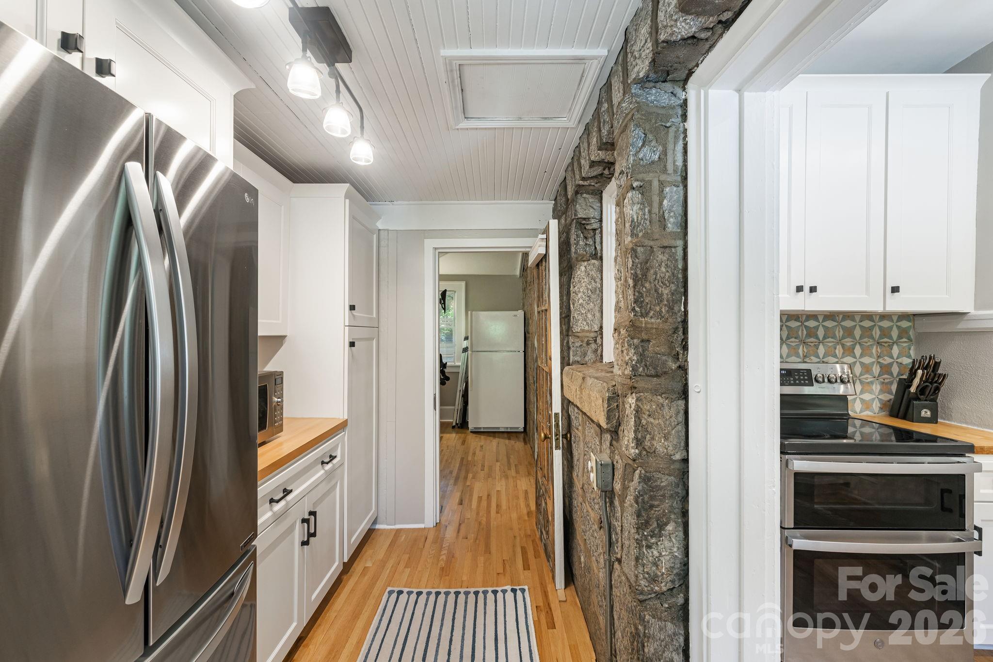 25 Saint Dunstans Circle Property Photo 15
