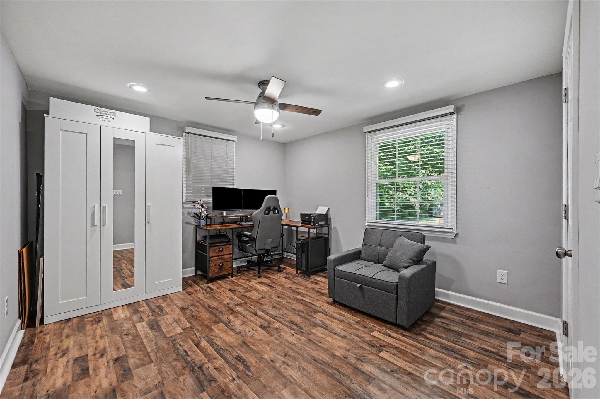 561 Primrose Lane Property Photo 13