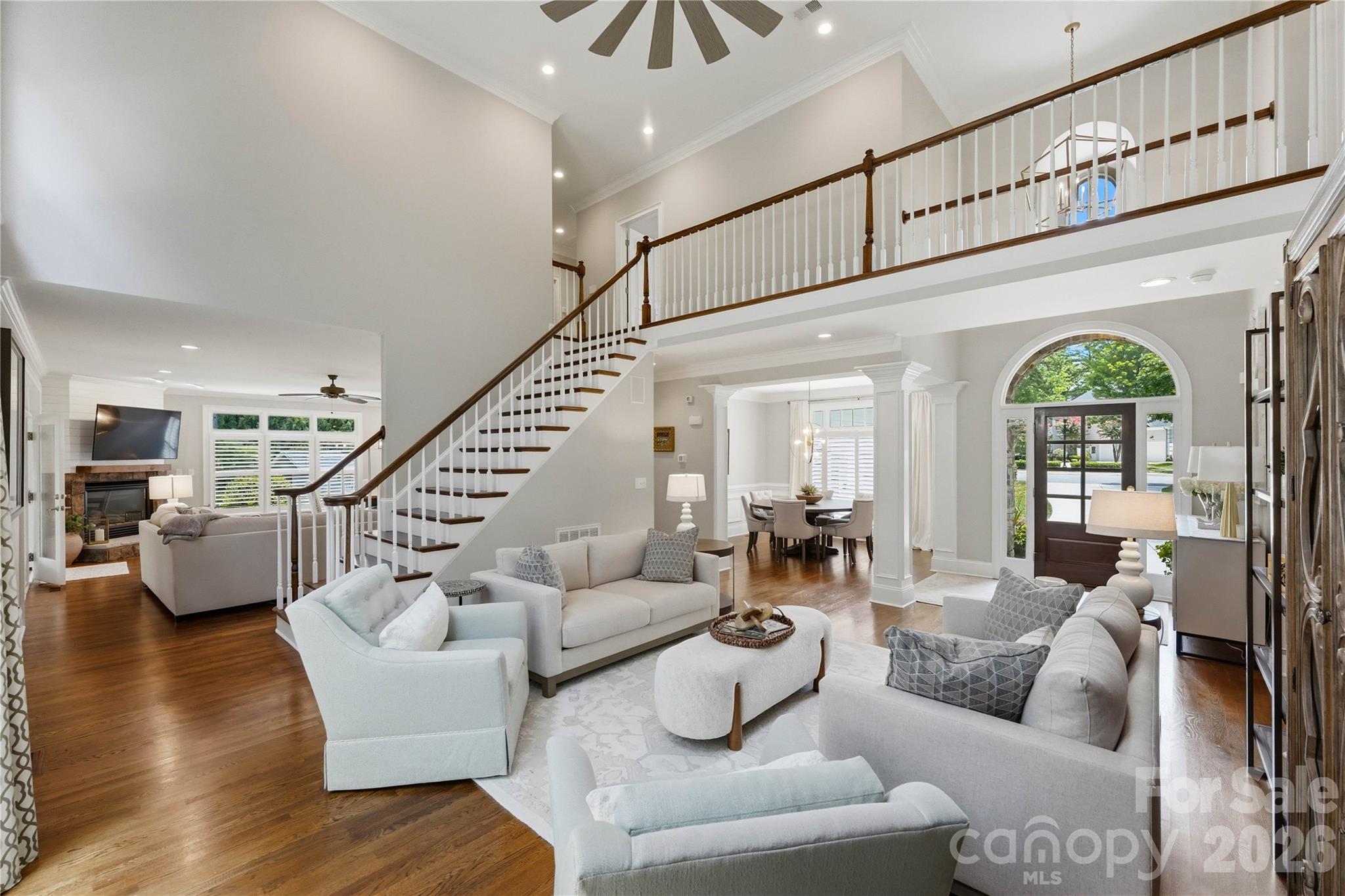 103 White Crest Court Property Photo 11