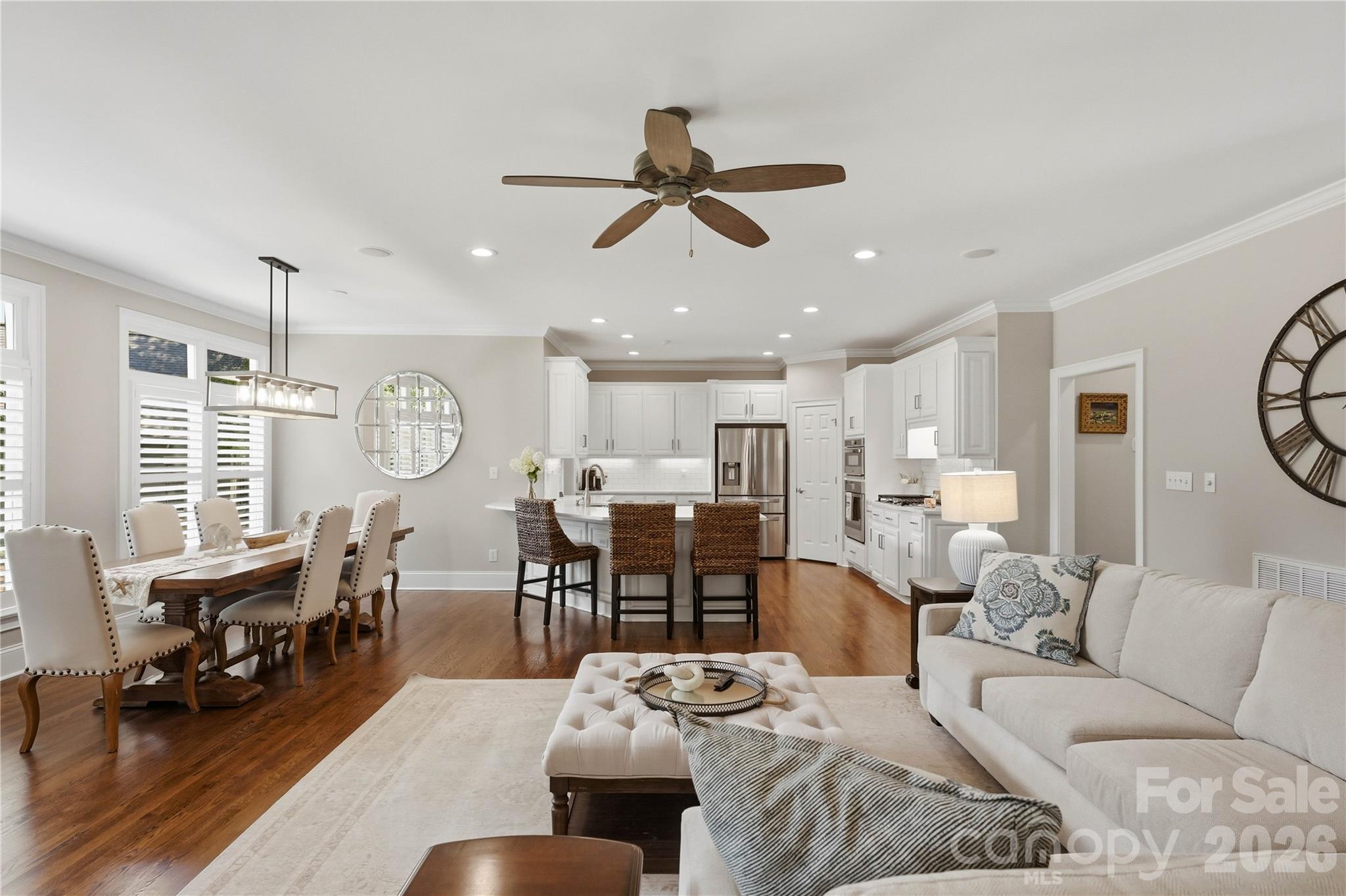 103 White Crest Court Property Photo 14