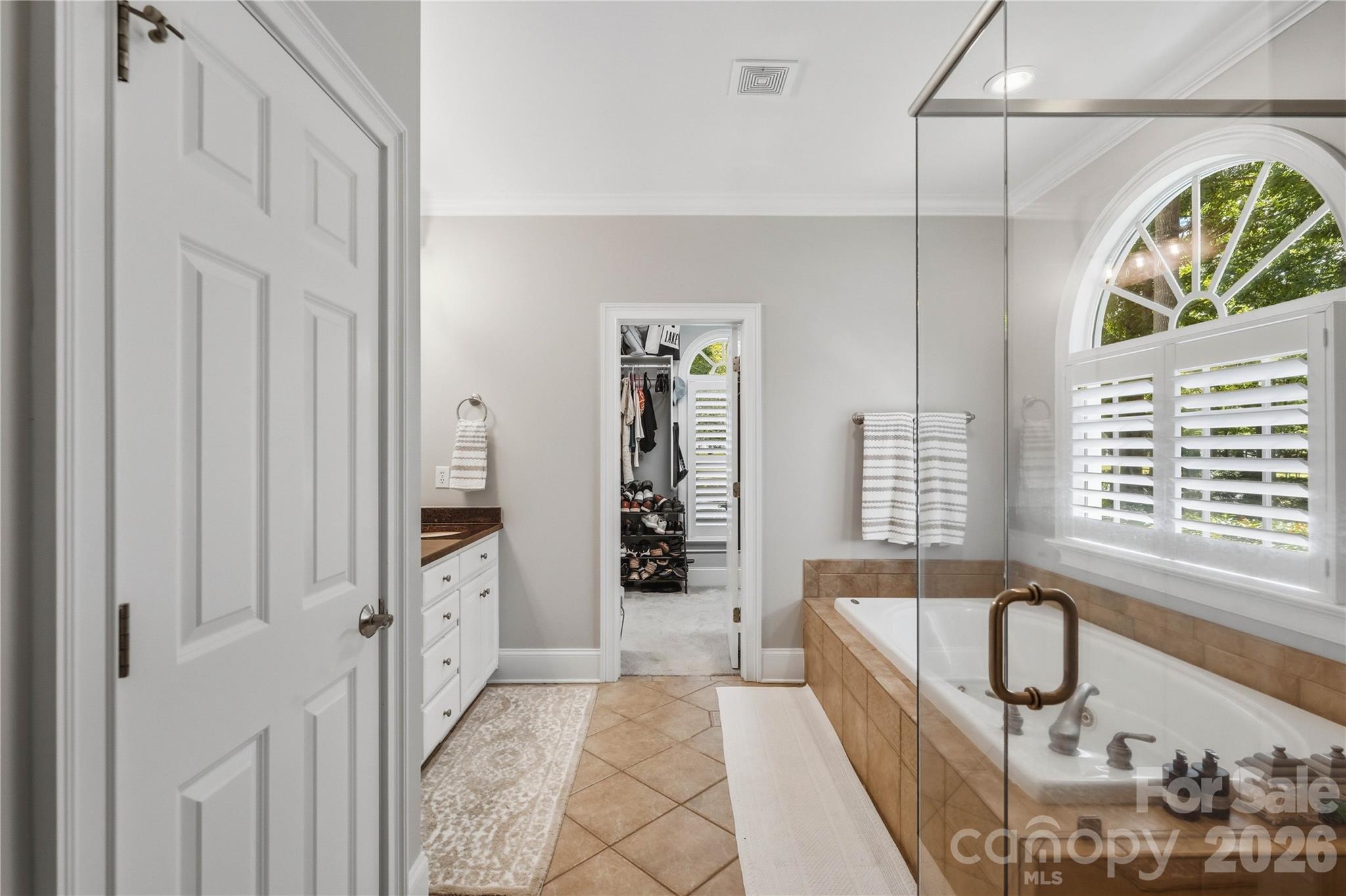 103 White Crest Court Property Photo 26