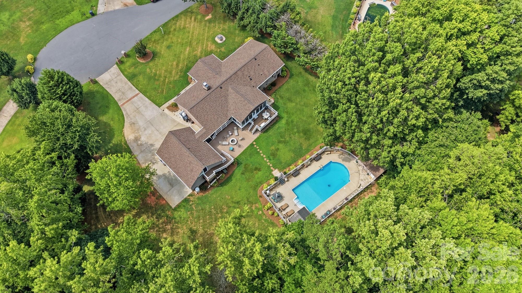 107 Mistywood Drive Property Photo 3