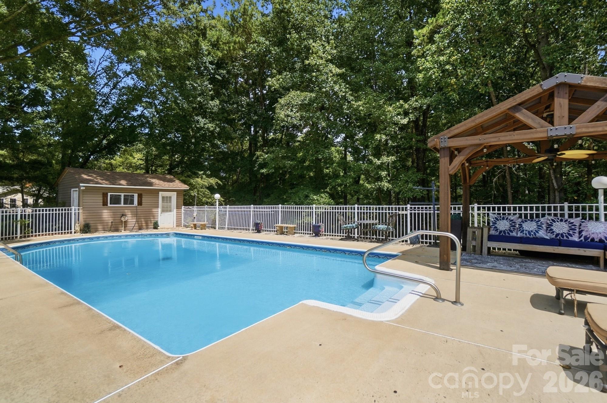 107 Mistywood Drive Property Photo 41