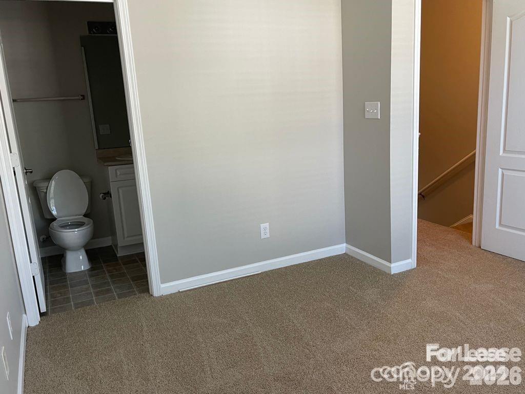 11435 Dixie Glen Drive Property Photo 4