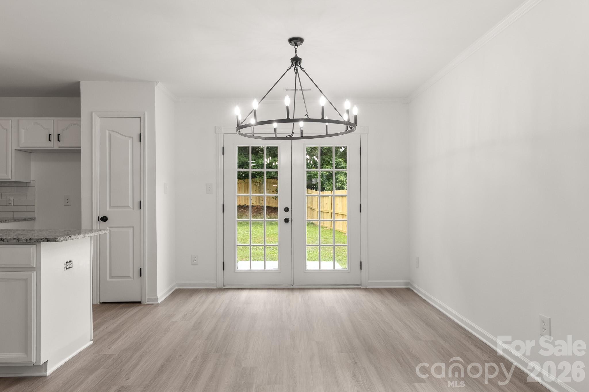 11125 Northwoods Forest Drive Property Photo 6