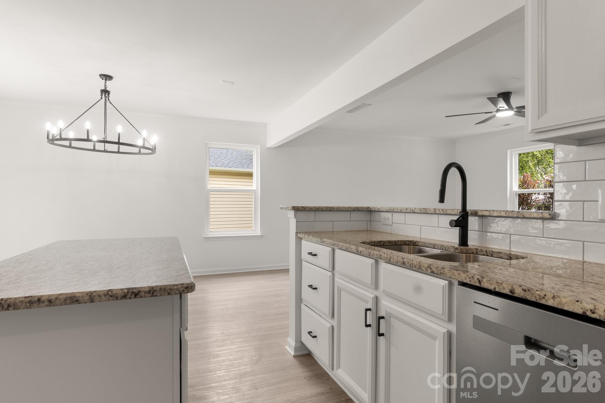 11125 Northwoods Forest Drive Property Photo 10