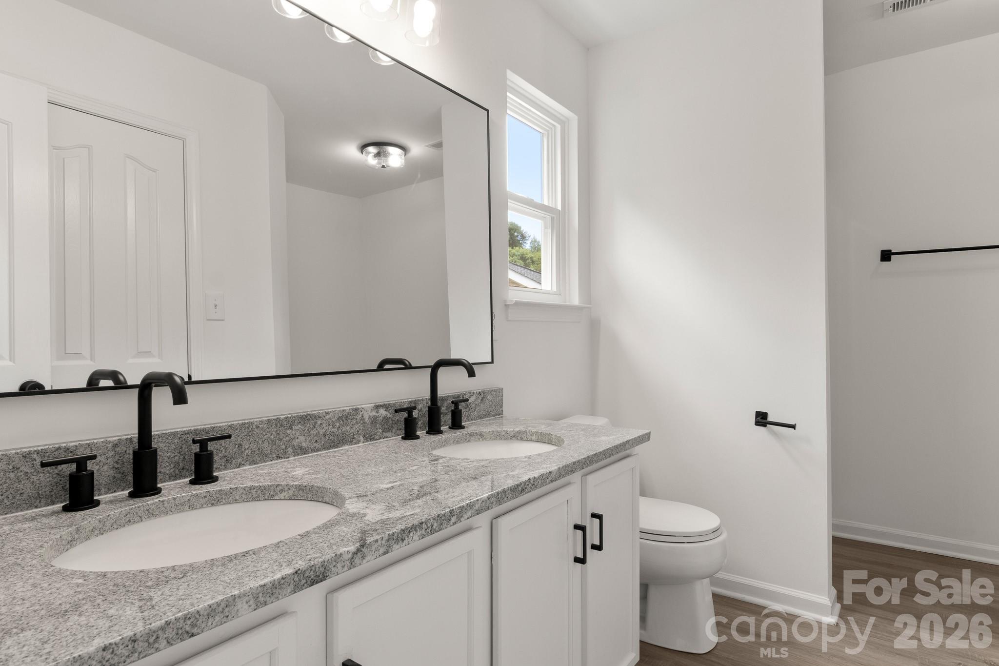 11125 Northwoods Forest Drive Property Photo 33