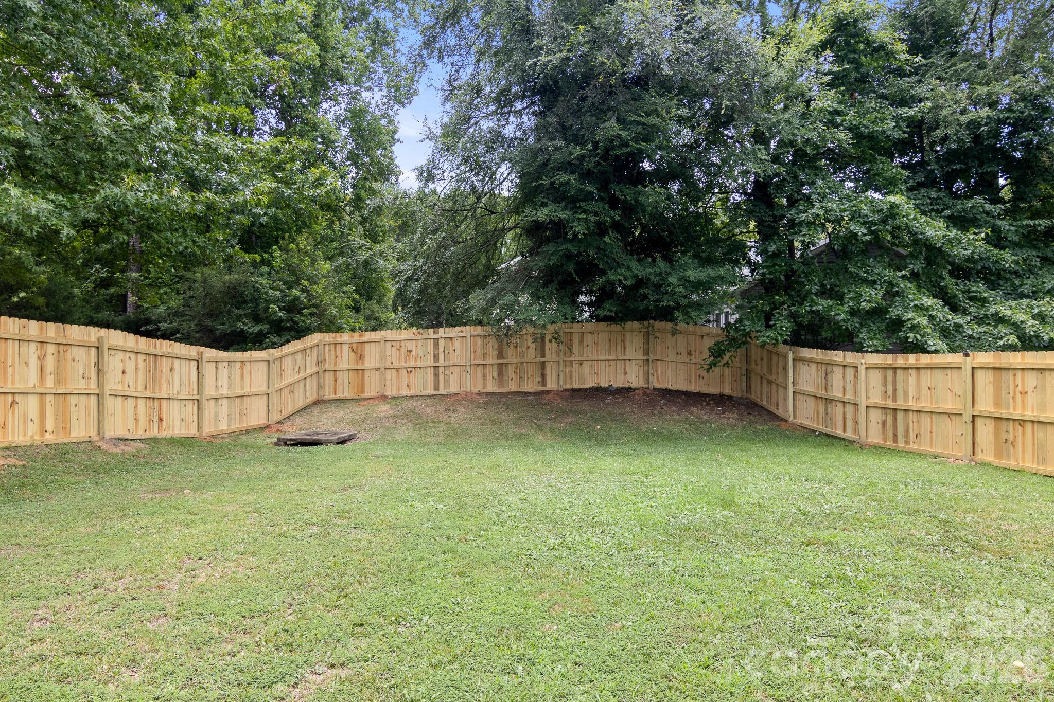 11125 Northwoods Forest Drive Property Photo 38