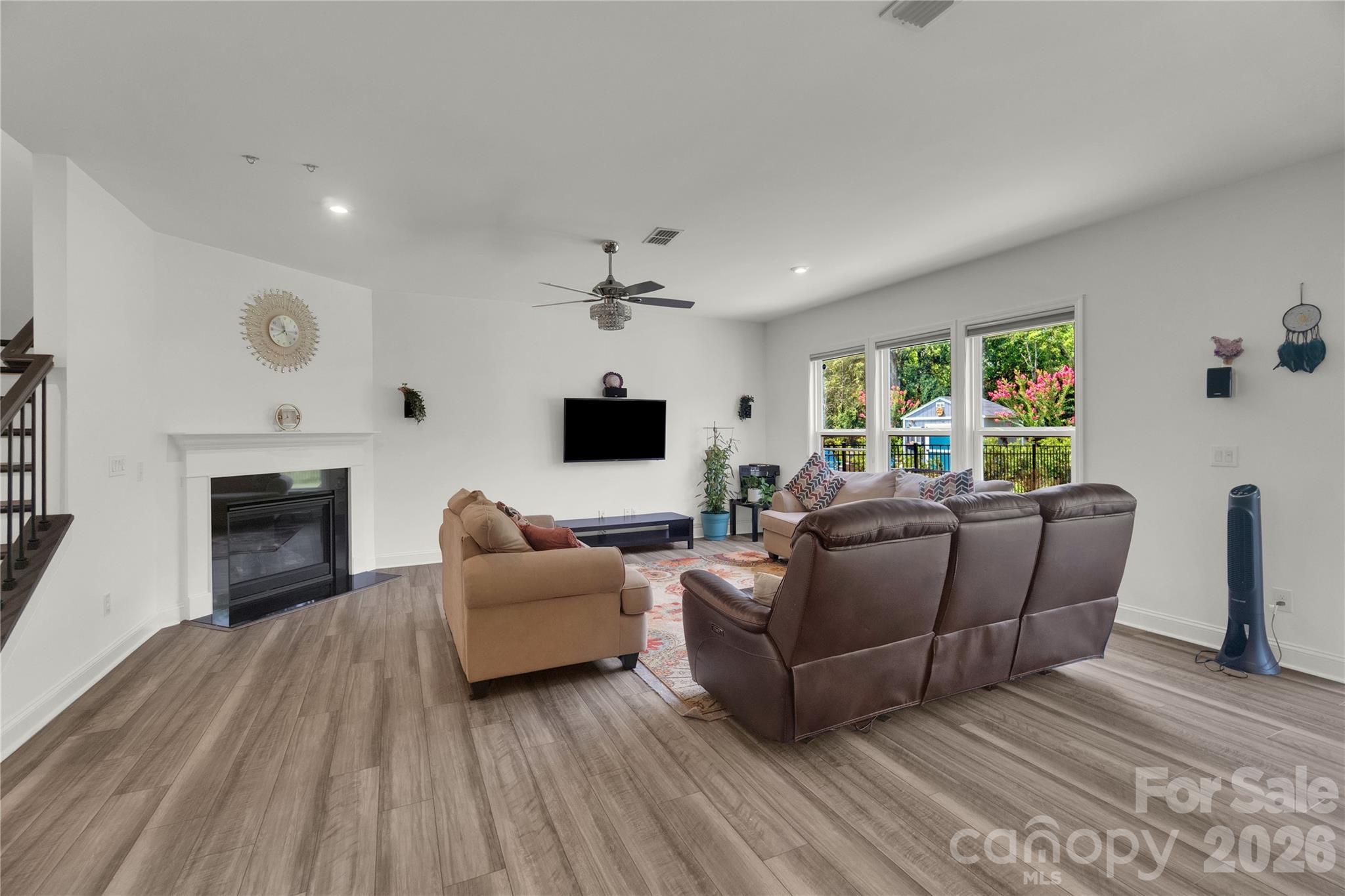 14314 Aikenwood Drive Property Photo 15