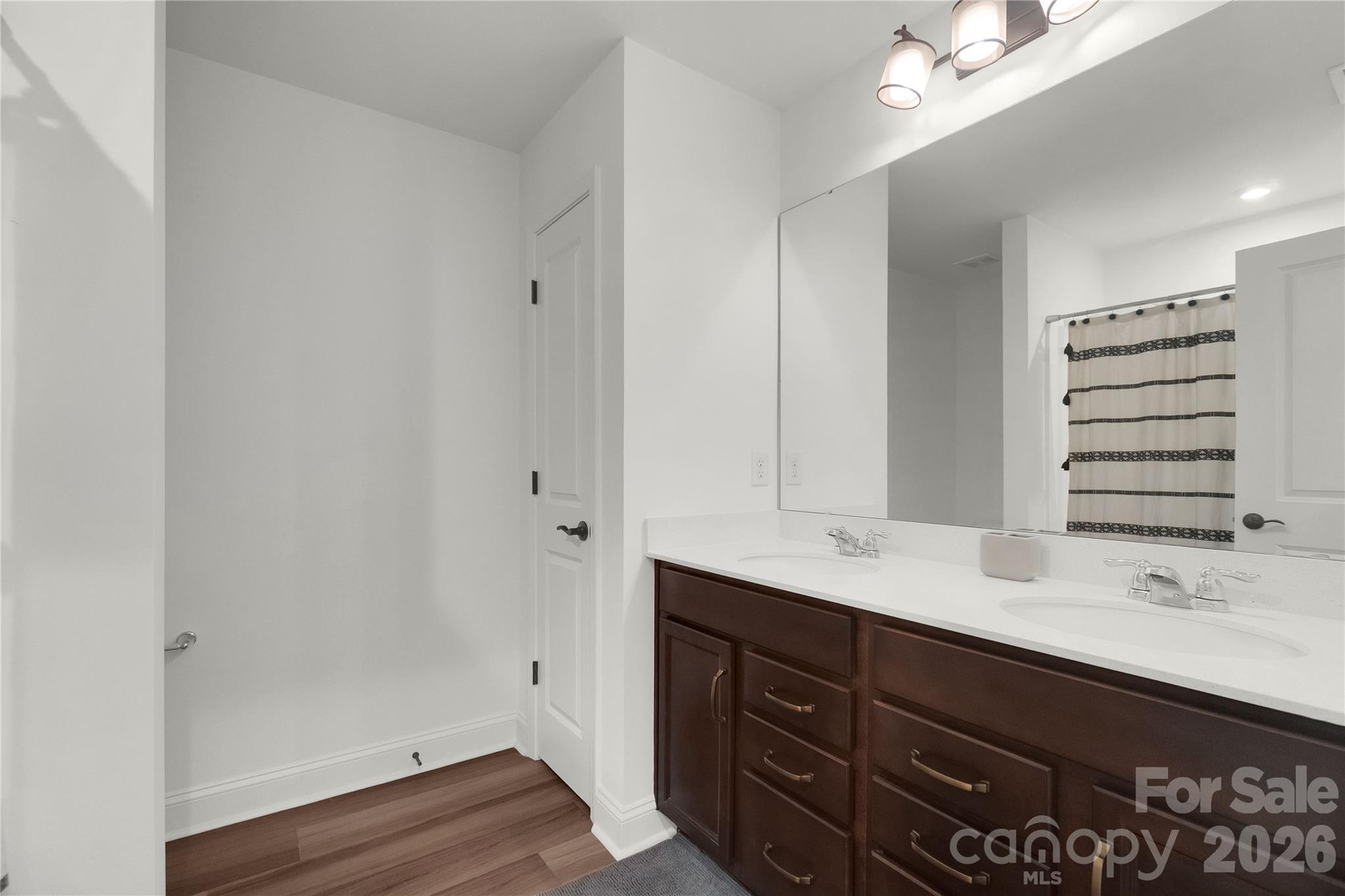 14314 Aikenwood Drive Property Photo 30