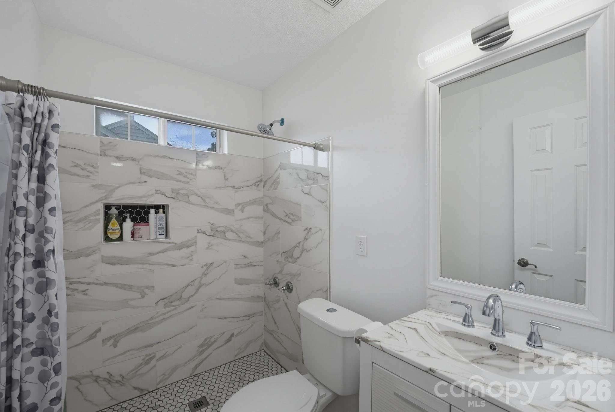6813 Neuhoff Lane Property Photo 22