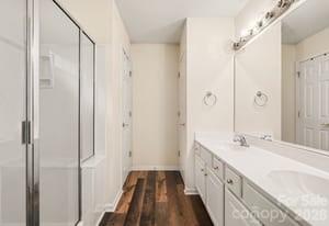 4017 Guilford Court Property Photo 13