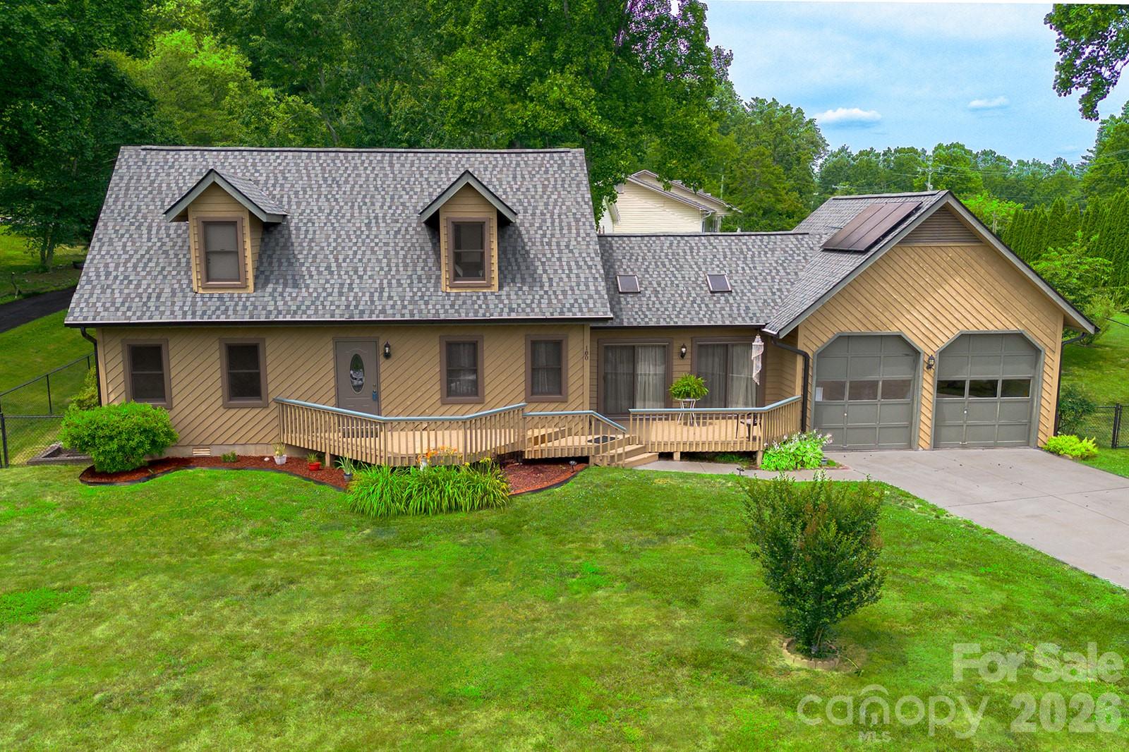100 Forest Park Drive Property Photo 1
