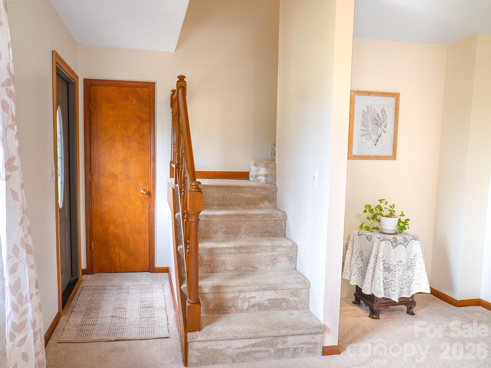 100 Forest Park Drive Property Photo 6
