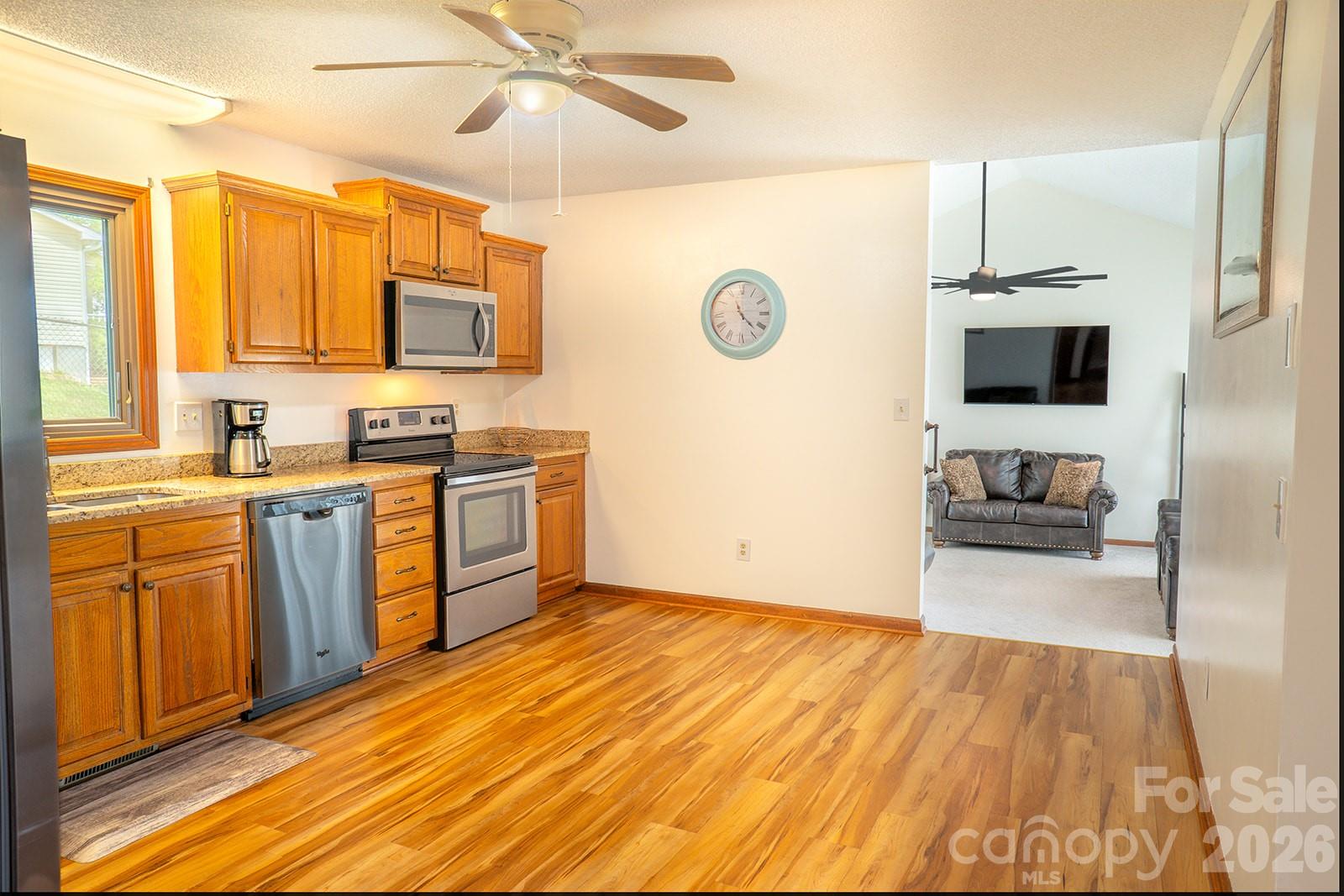 100 Forest Park Drive Property Photo 9