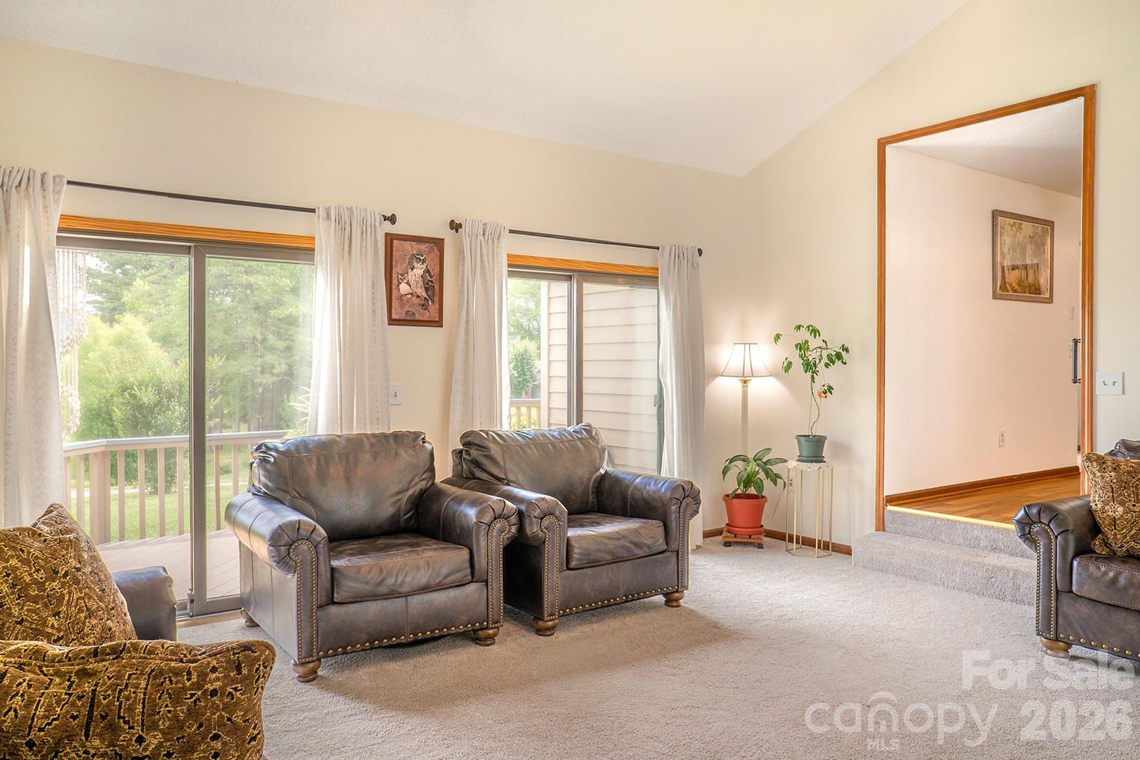 100 Forest Park Drive Property Photo 15