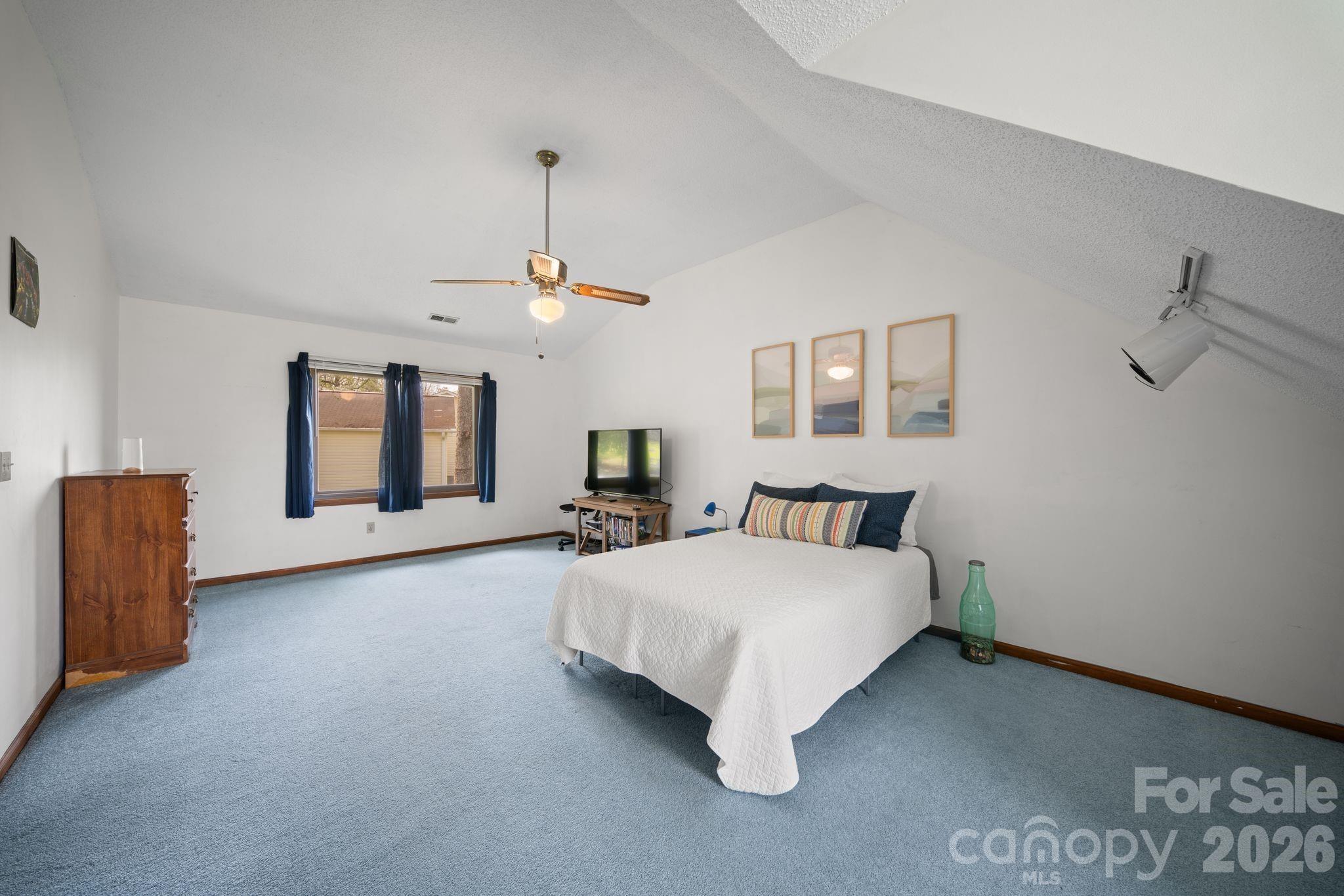 100 Forest Park Drive Property Photo 24