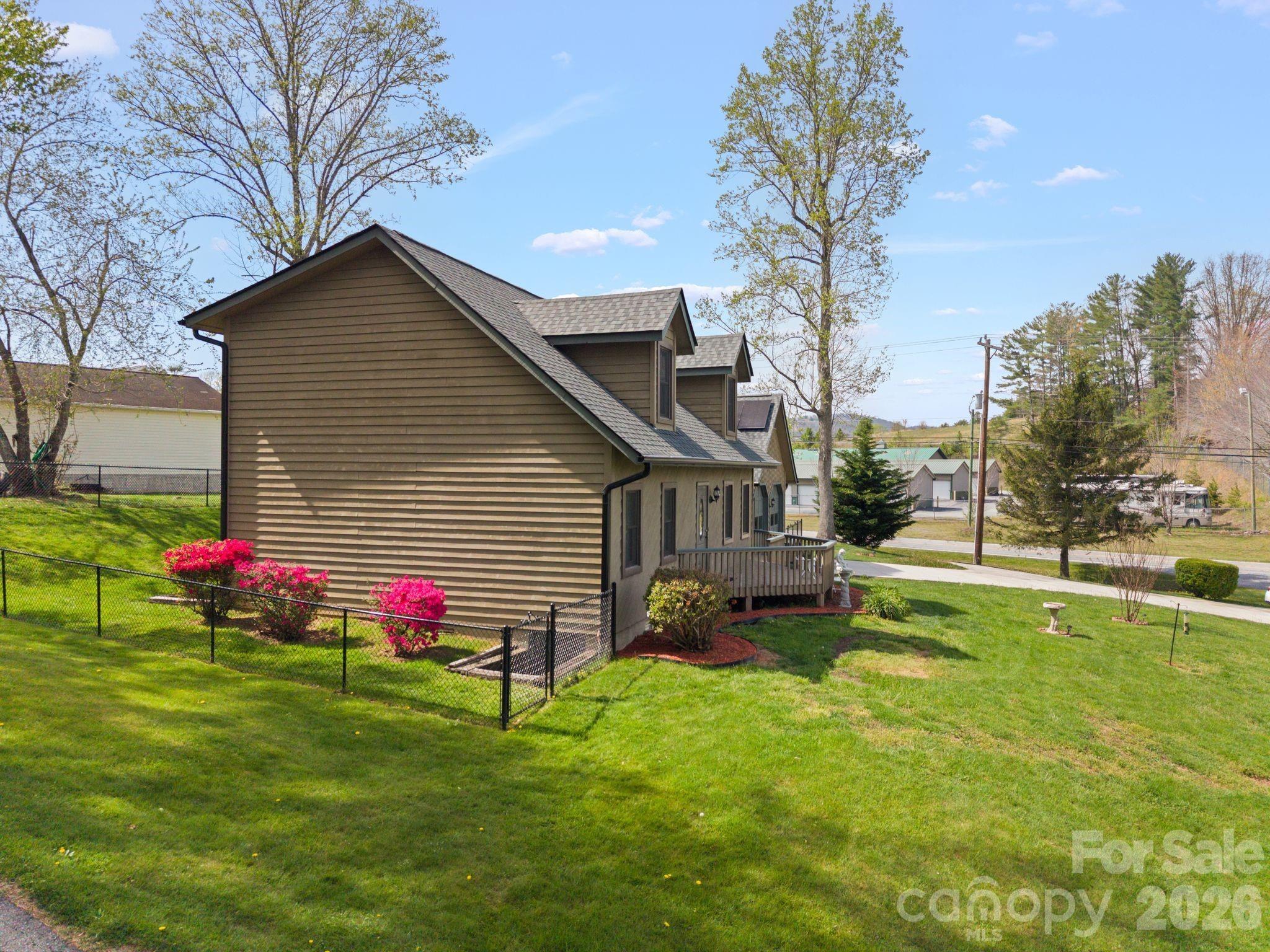 100 Forest Park Drive Property Photo 32