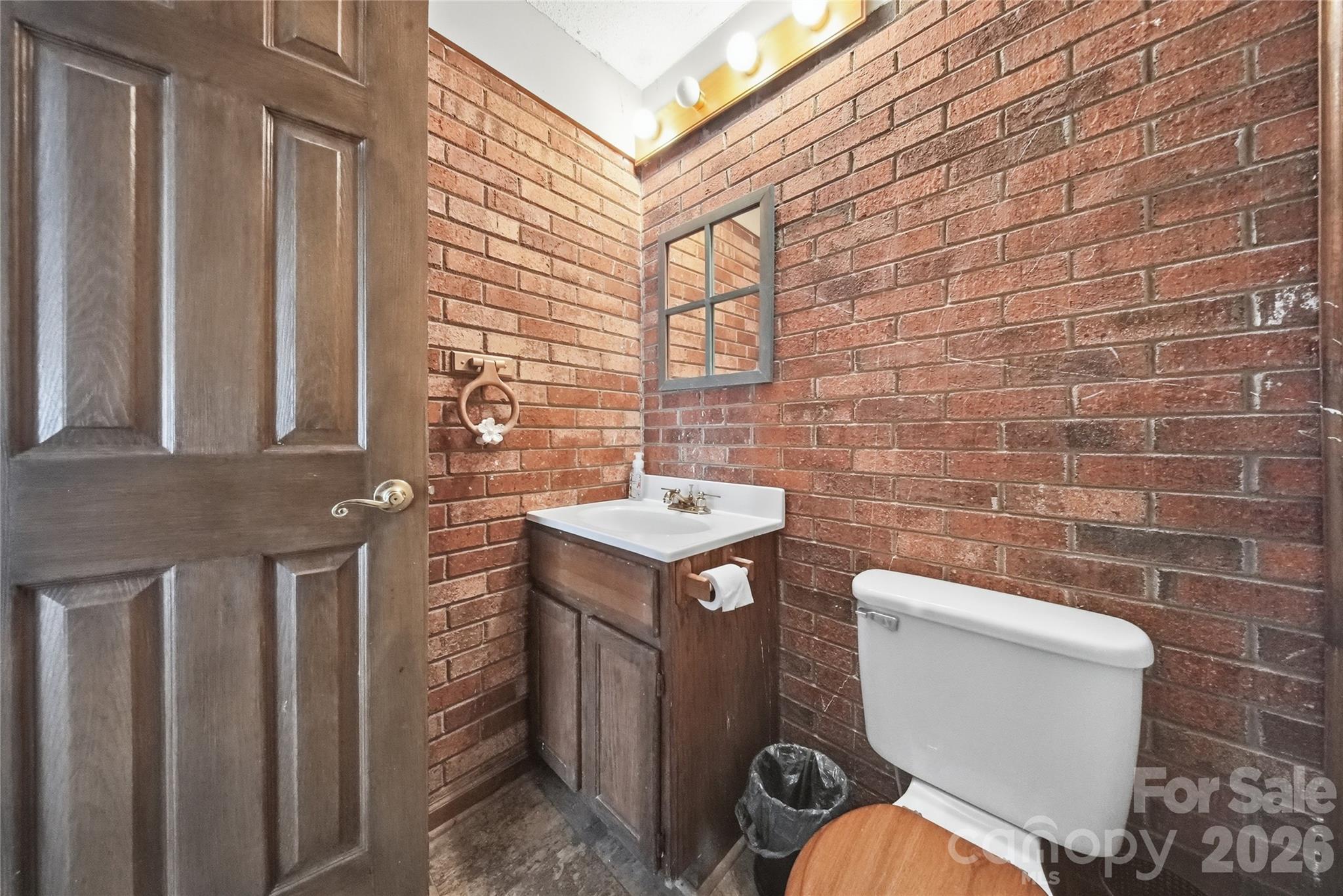 4473 Daniels Street Property Photo 5
