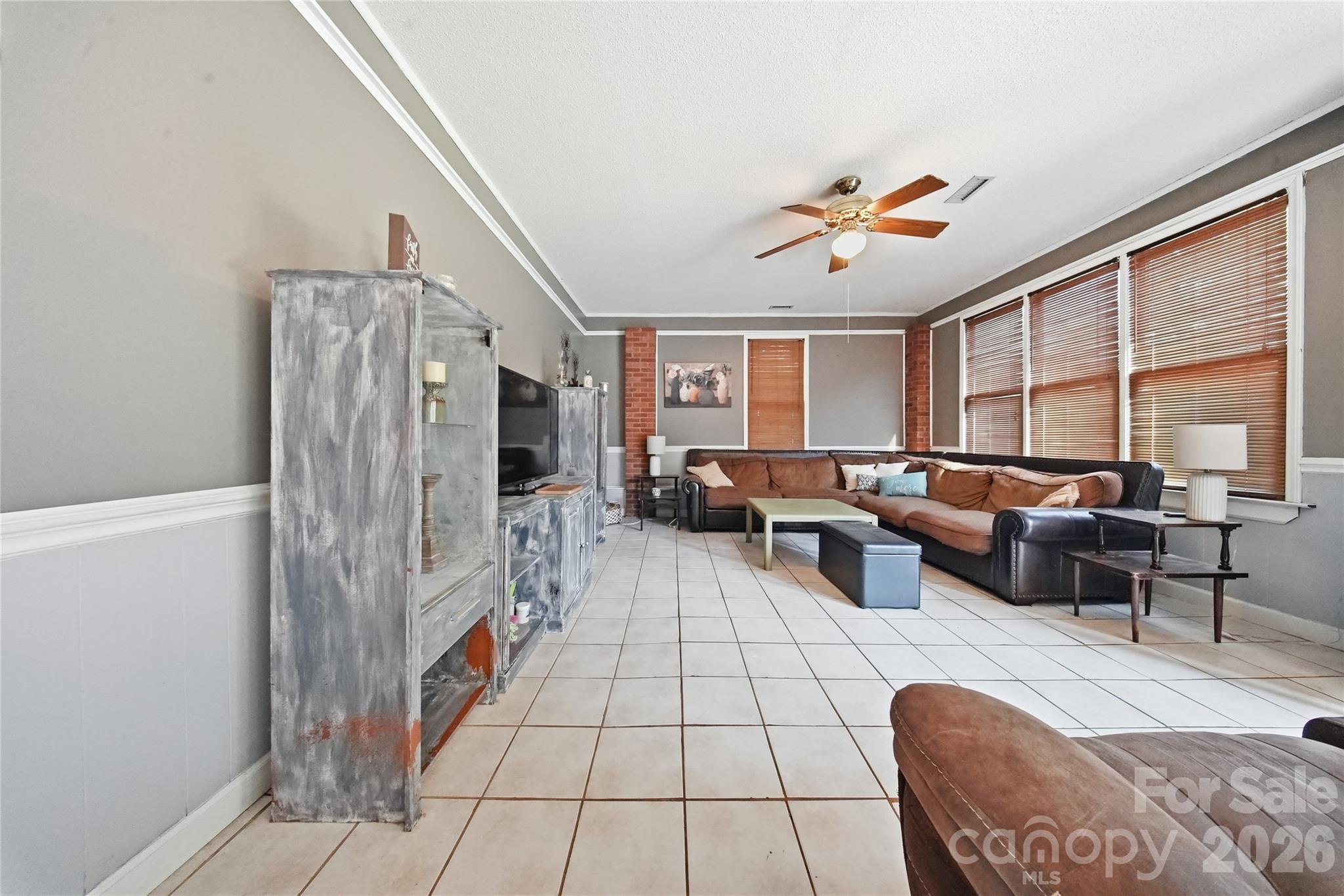 4473 Daniels Street Property Photo 10