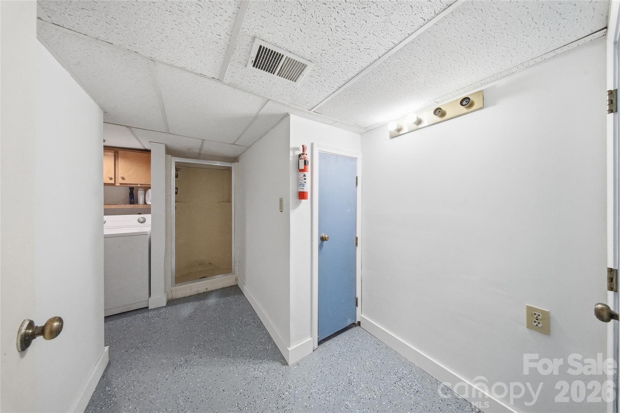 4473 Daniels Street Property Photo 29
