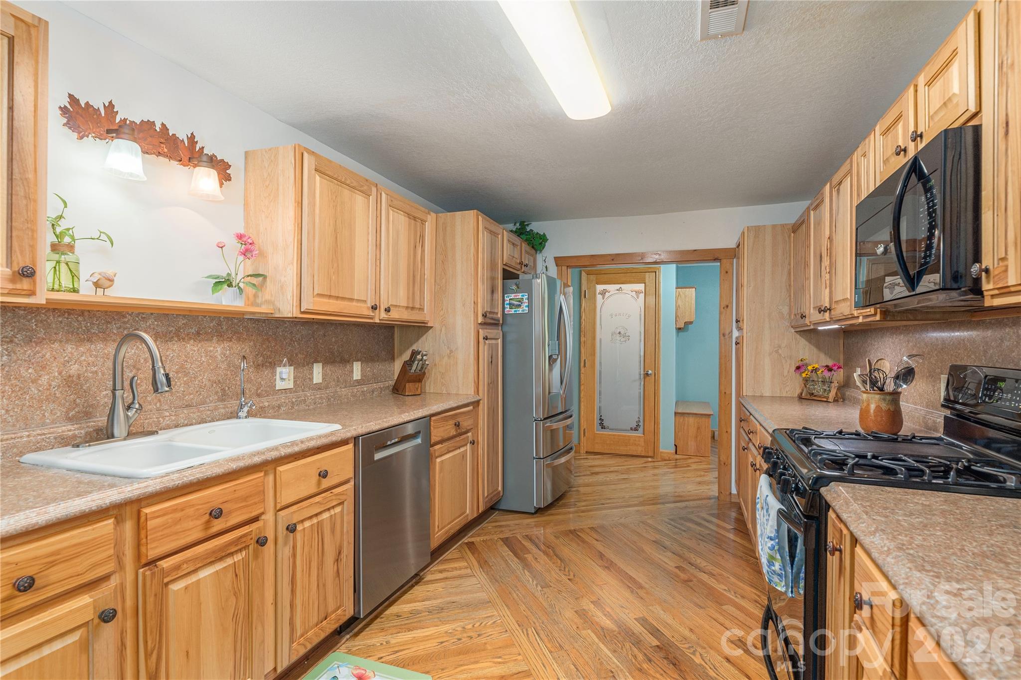 1075 Moody Farm Road Property Photo 8