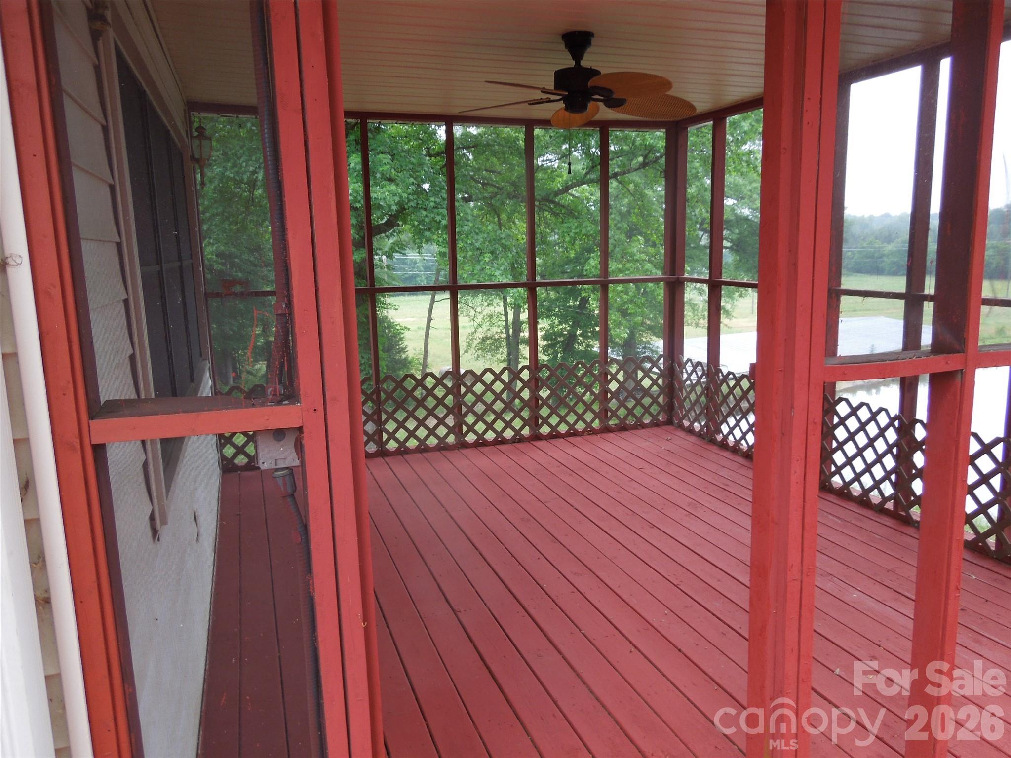 813 Robinson Clemmer Road Property Photo 25