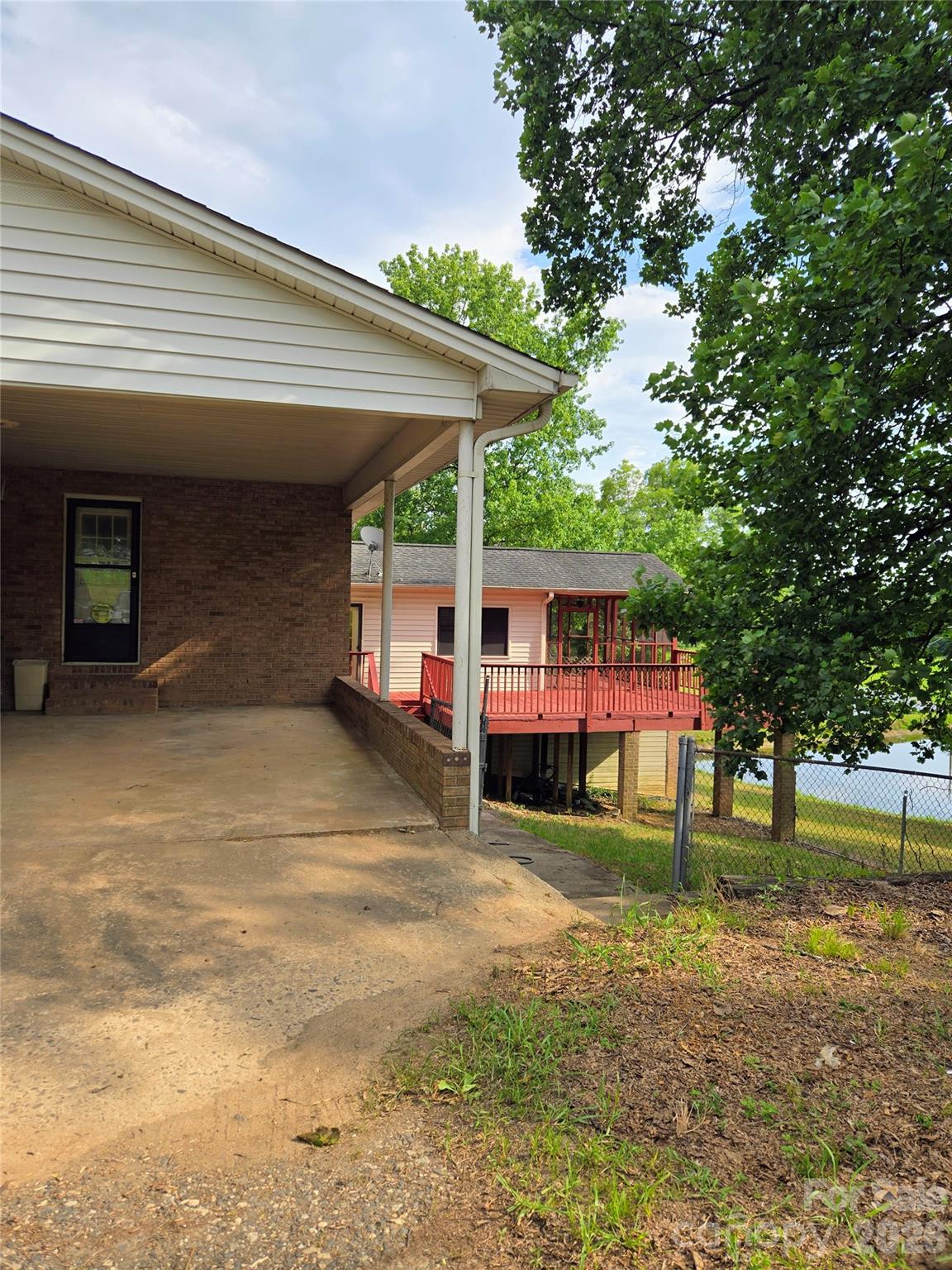 813 Robinson Clemmer Road Property Photo 35