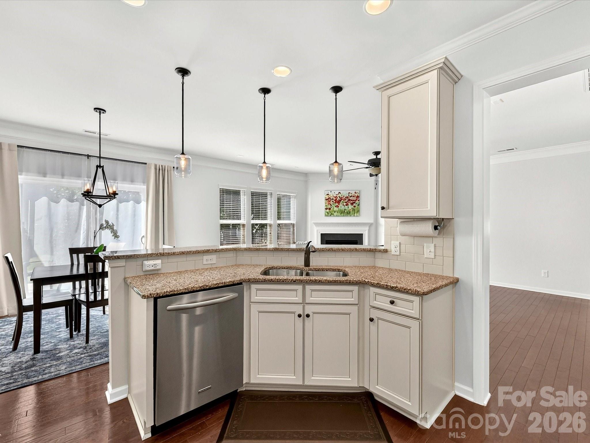 6017 Carrollton Lane Property Photo 13