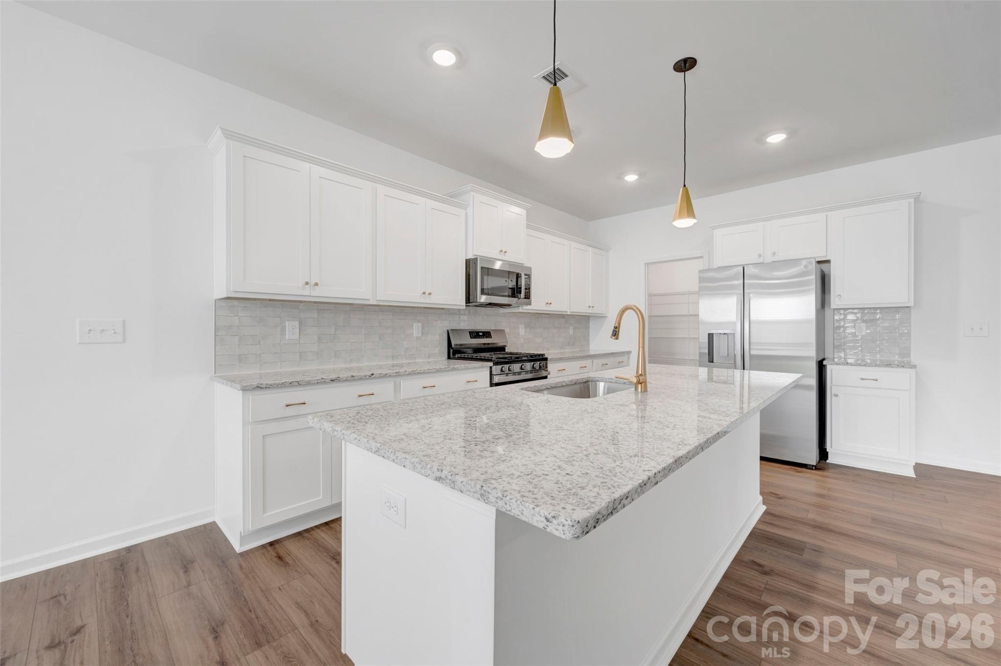 1550 Kate Cecil Way Property Photo 3