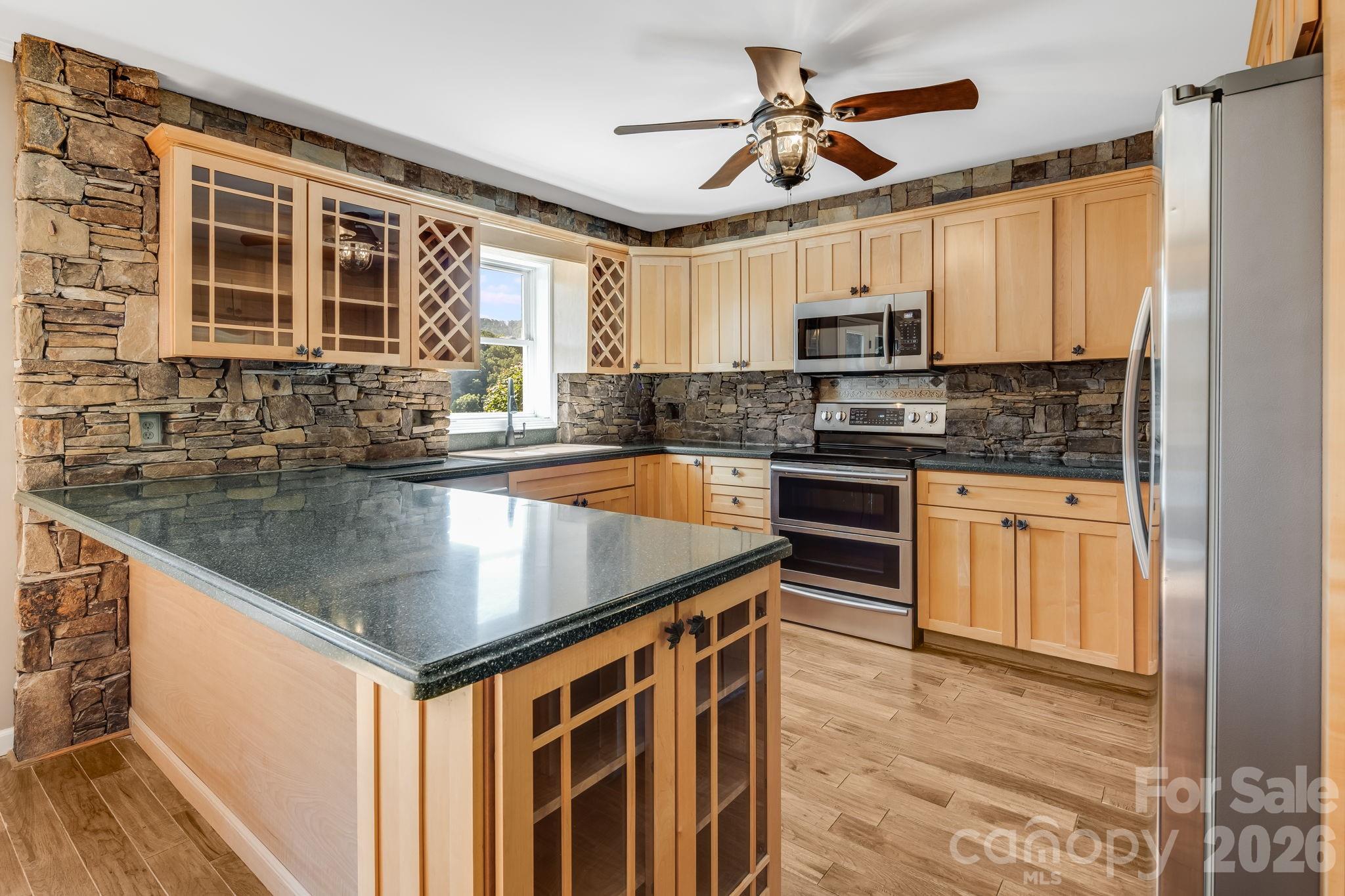 88 Mayflower Court Property Photo 12