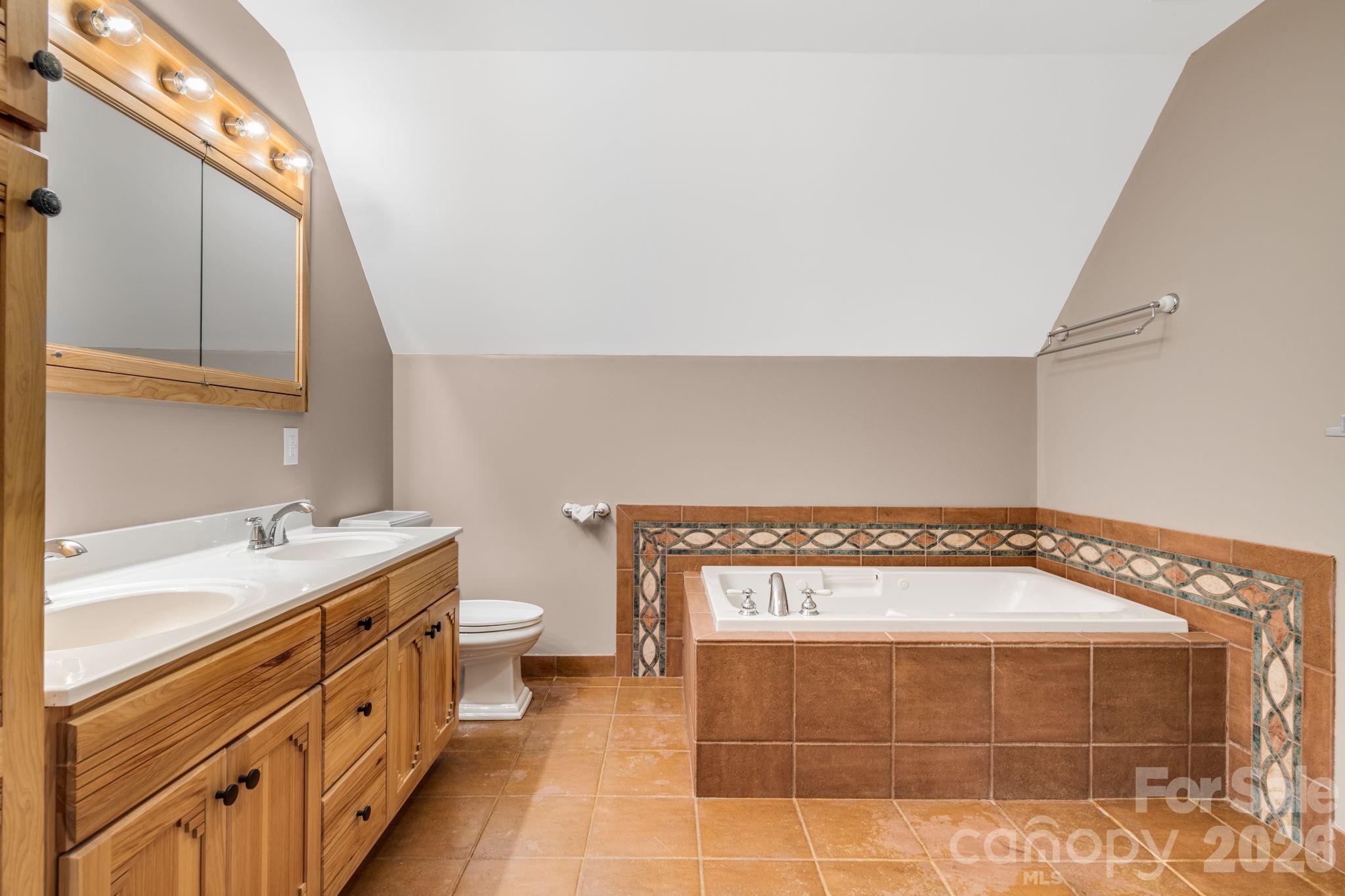 88 Mayflower Court Property Photo 23