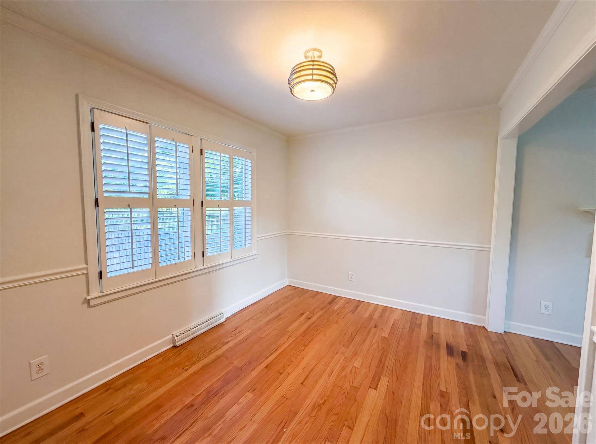 1248 Christopher Circle Property Photo 8