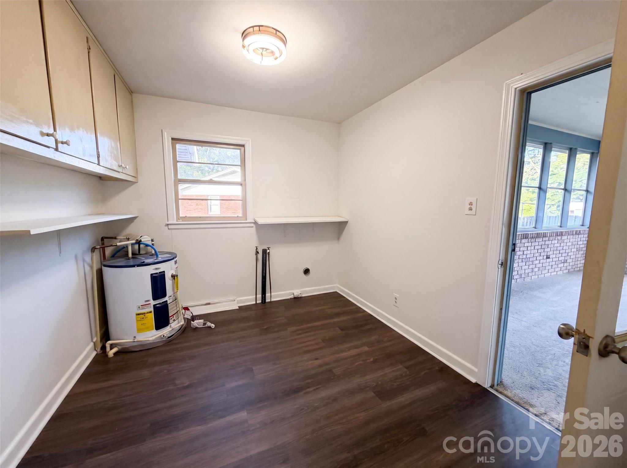 1248 Christopher Circle Property Photo 14