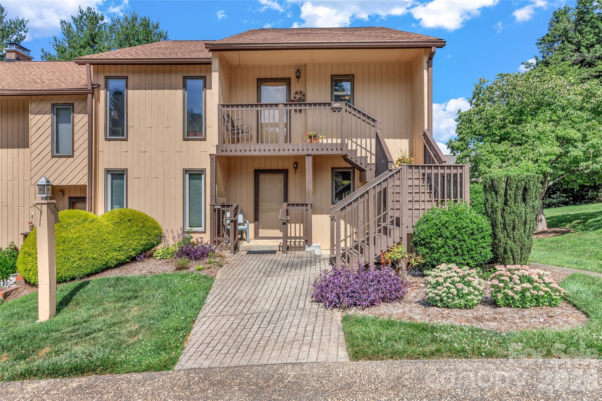 117 Pebble Creek Drive Property Photo 1