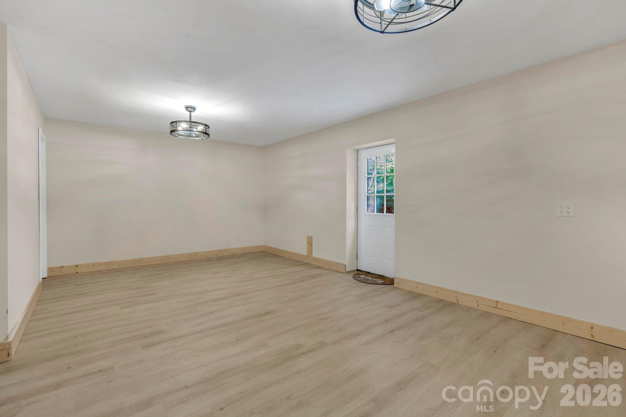 133 Greenbriar Road Property Photo 14