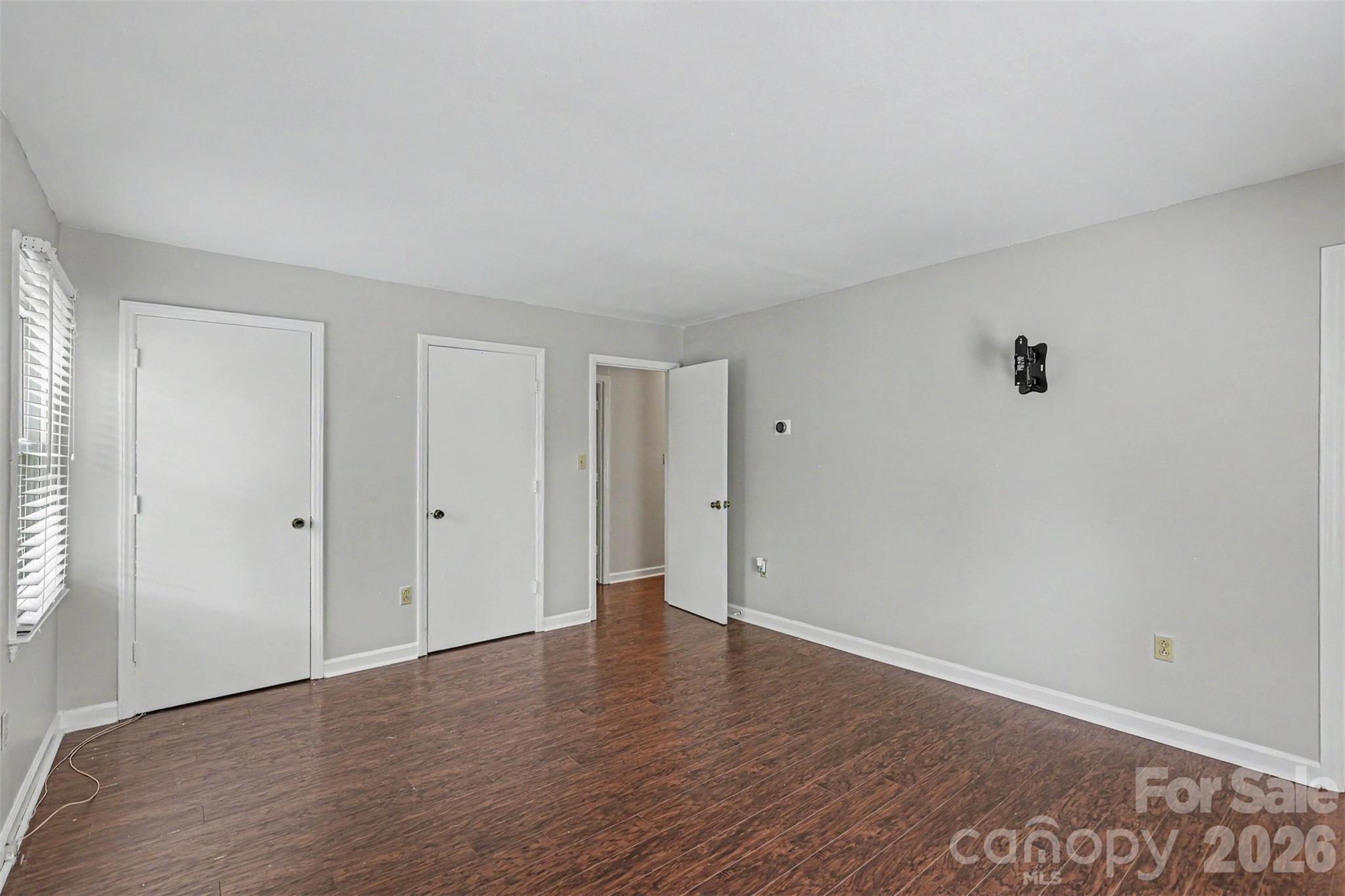 320 Sunnywood Lane Property Photo 22