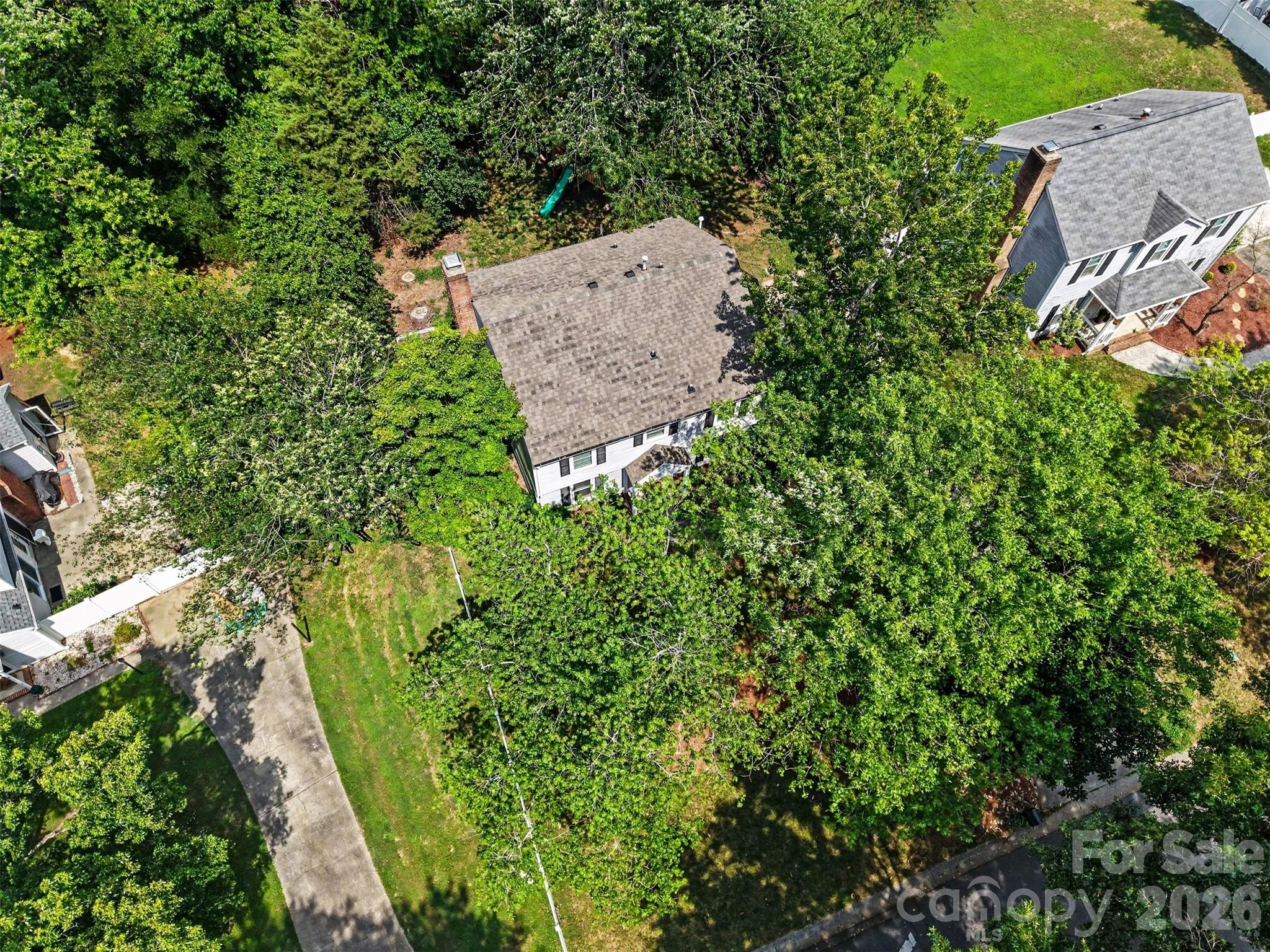 320 Sunnywood Lane Property Photo 32