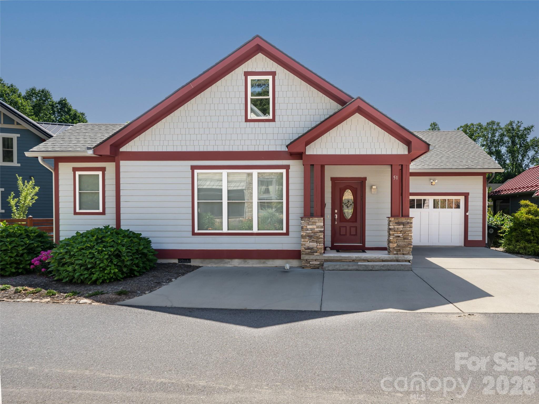 51 Verde Drive Property Photo 2