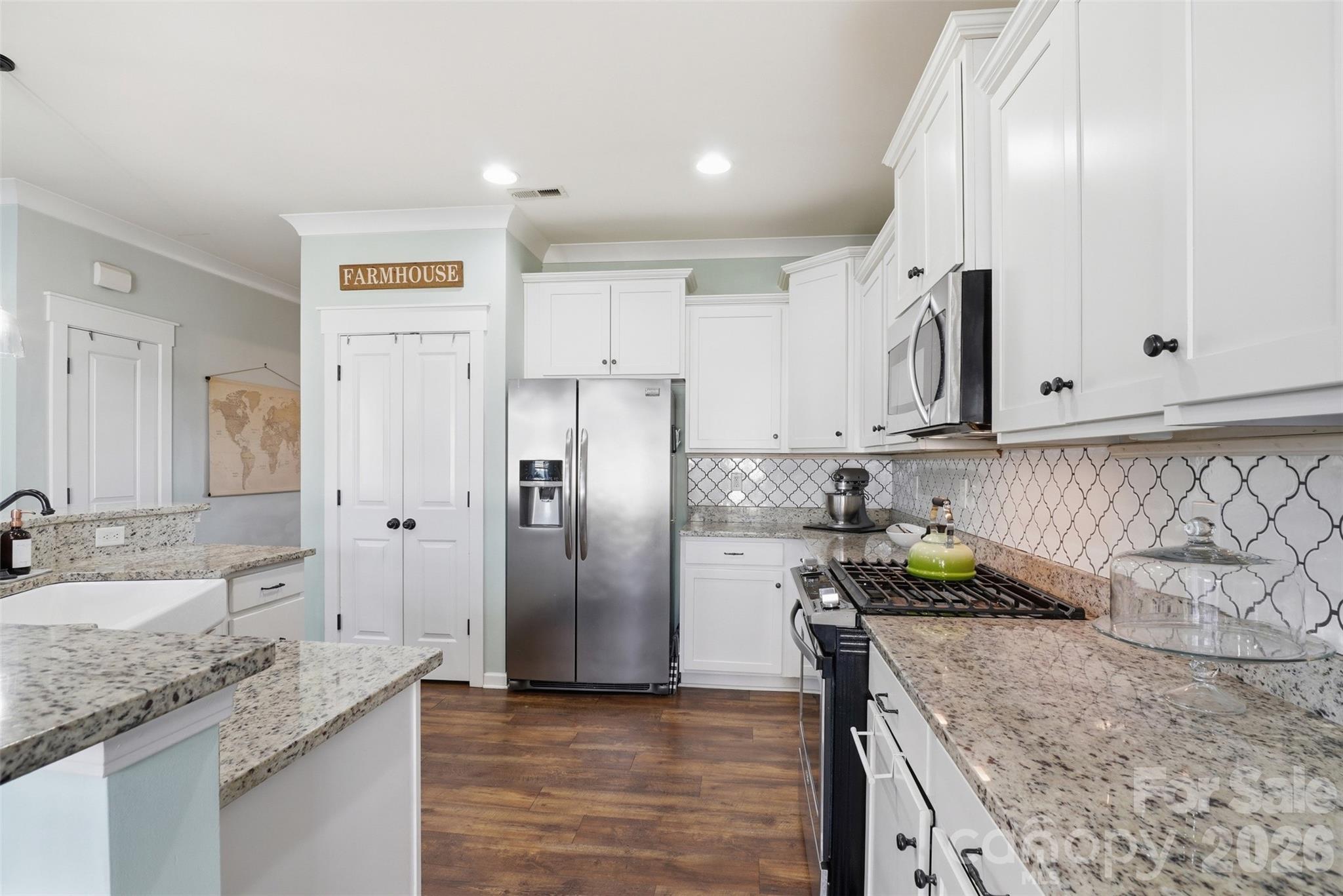 10022 Wrigley Drive Property Photo 10