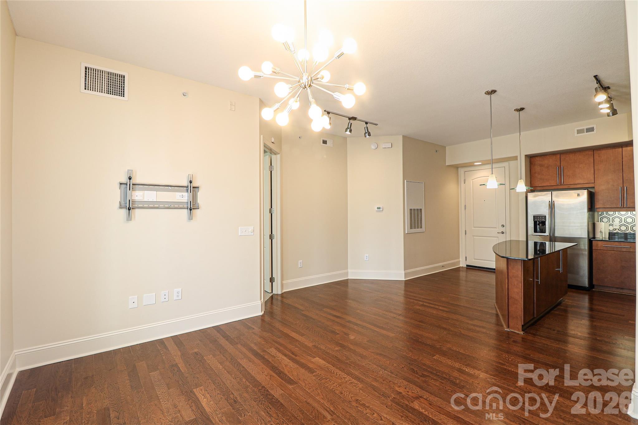 4625 Piedmont Row Drive 402 Property Photo 4