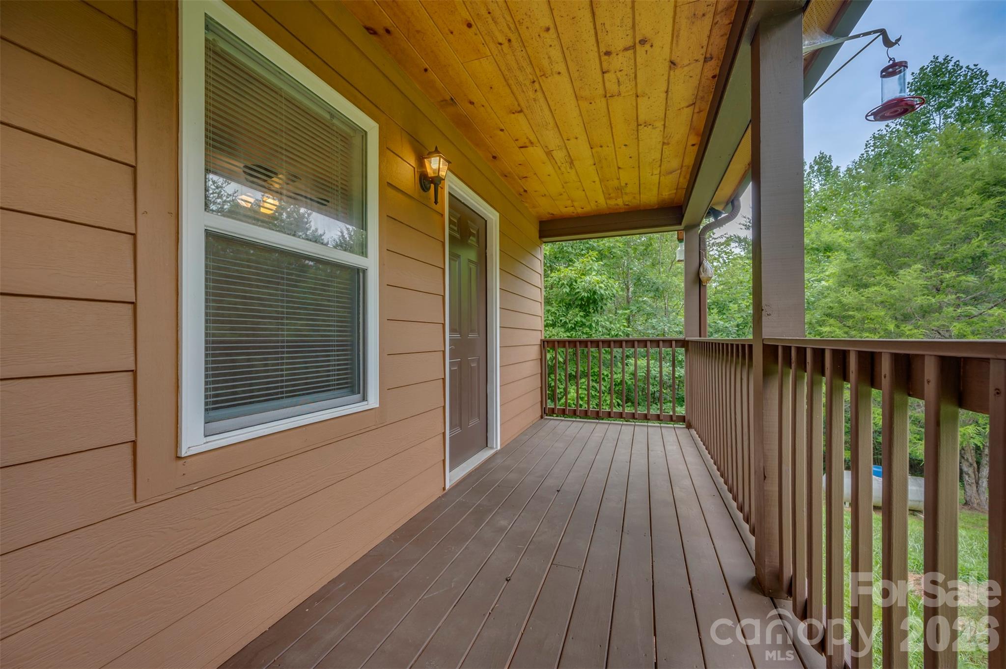 162 Sandstone Drive 193 Property Photo 7